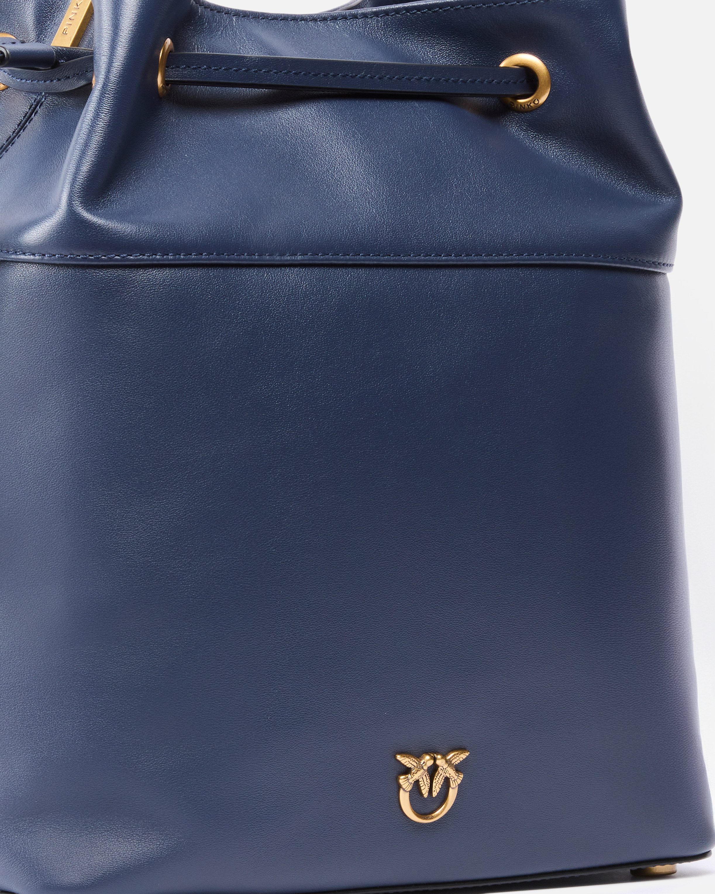 Love Birds 徽标皮革肩背水桶包 2