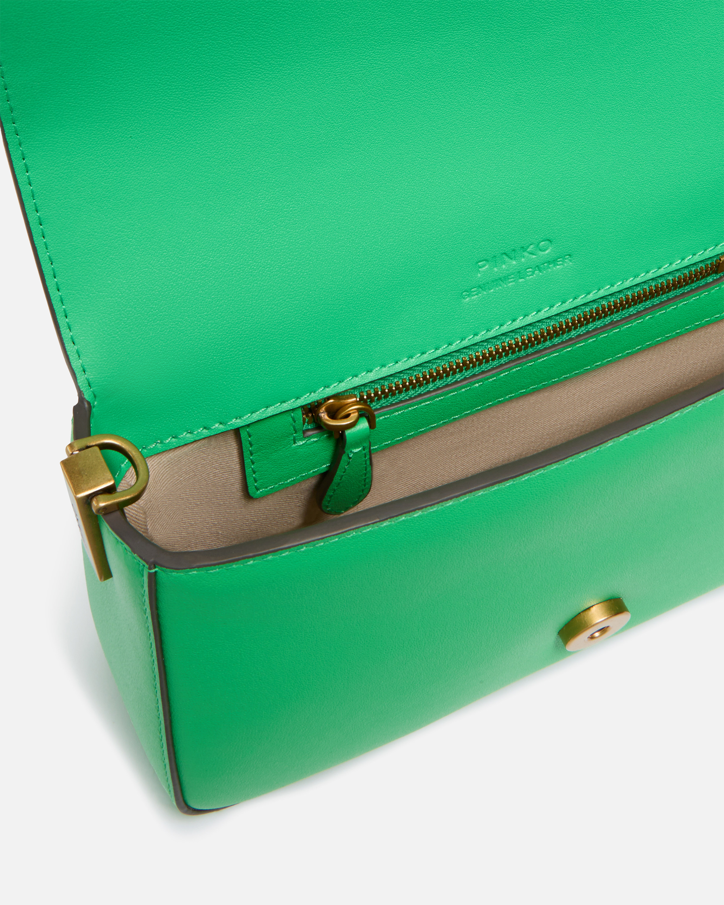 Мягкая сумка на плечо Mini Love Bag из кожи 3