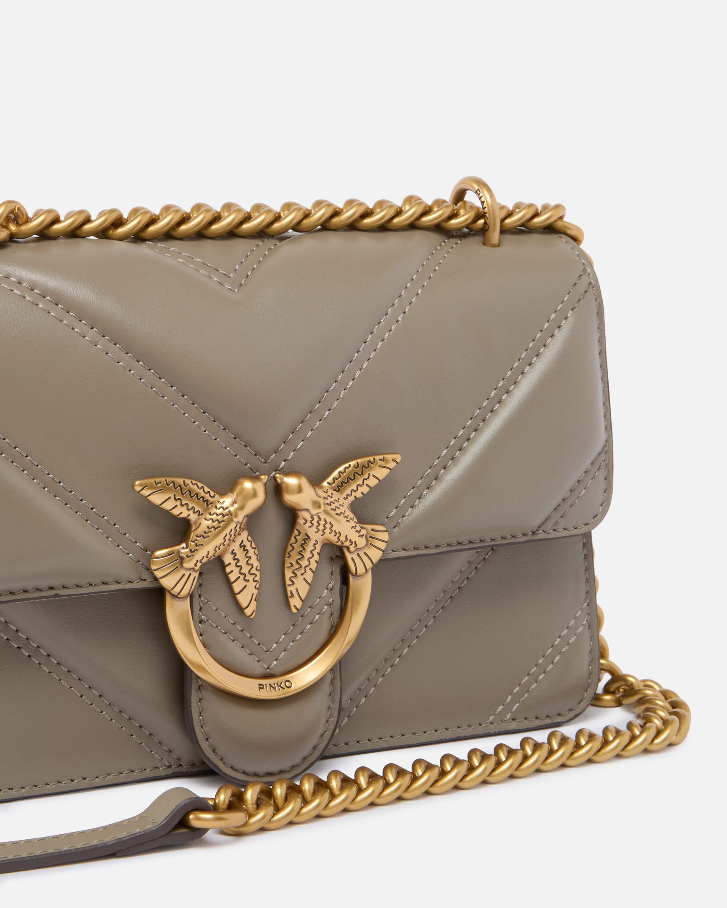 Маленькая сумка Love Bag One из кожи 2