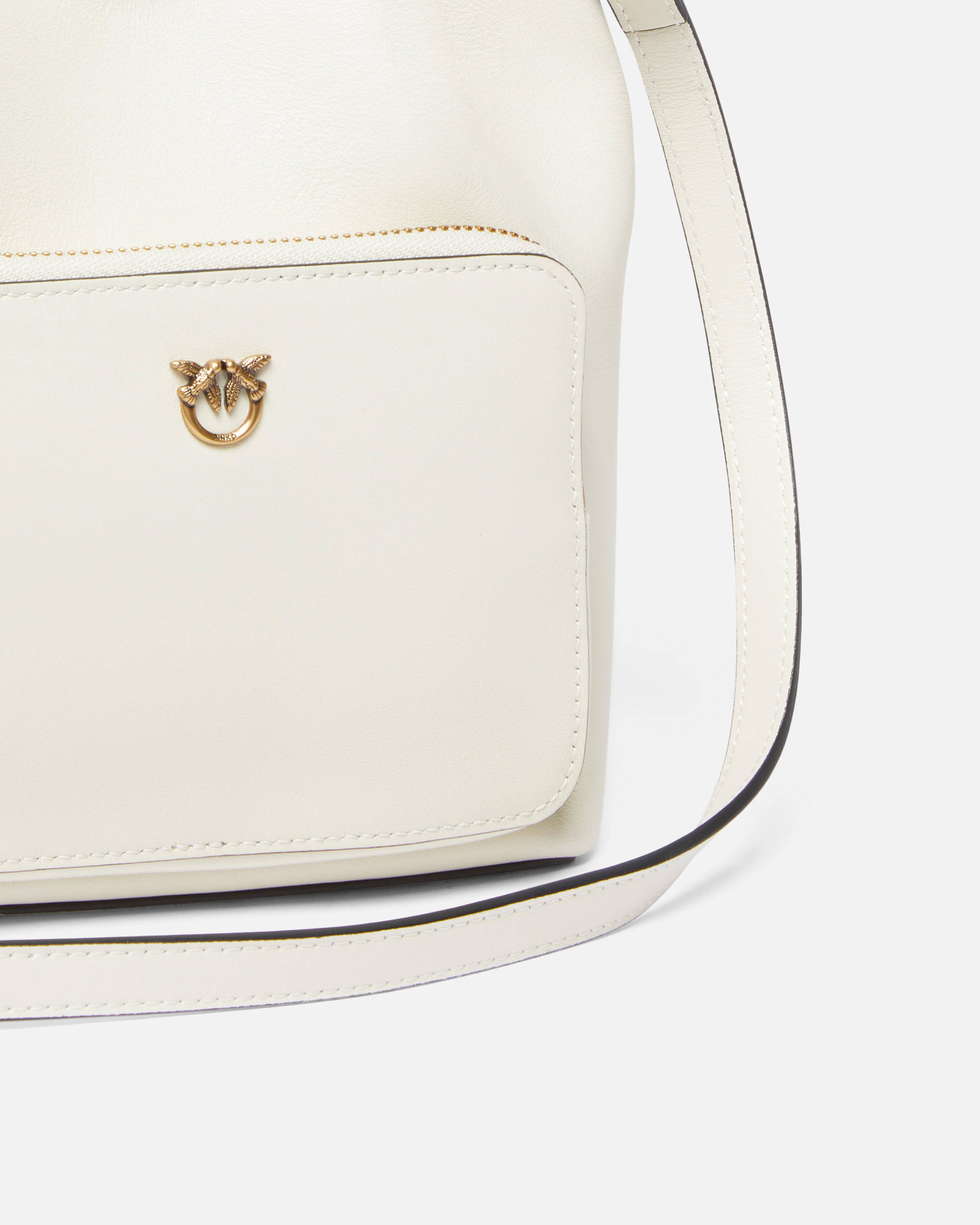 Cargo Bucket Bag 小号编织皮革手袋 2