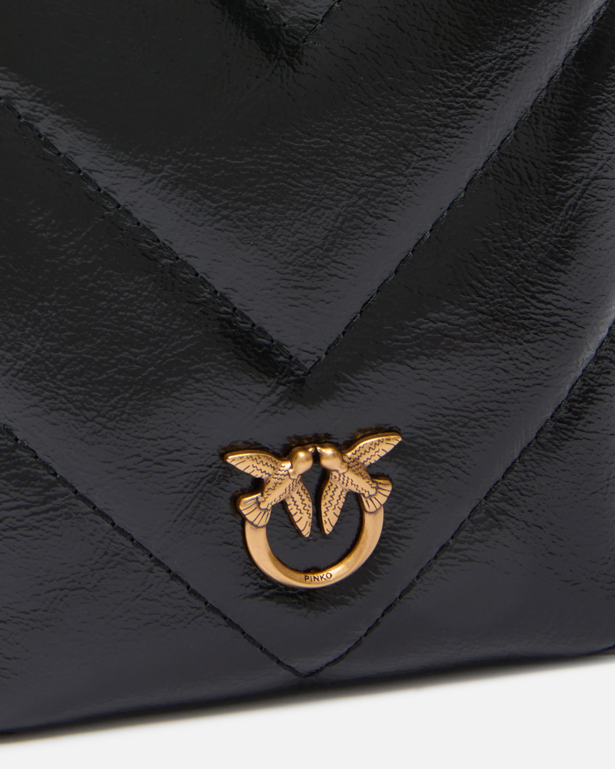 Funda bandolera para smartphone de piel chevrón 2