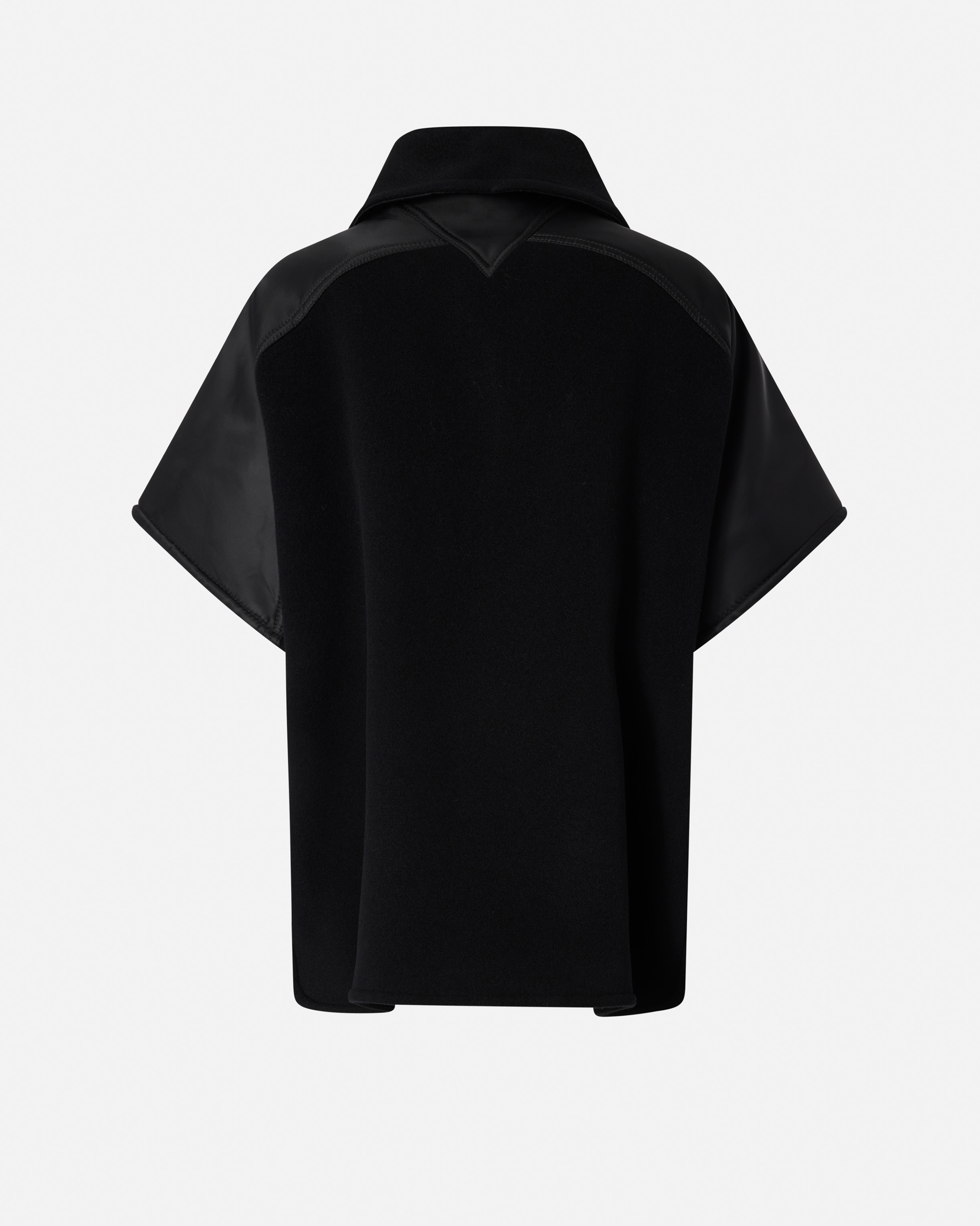 Capa de paño con cuello alto 5