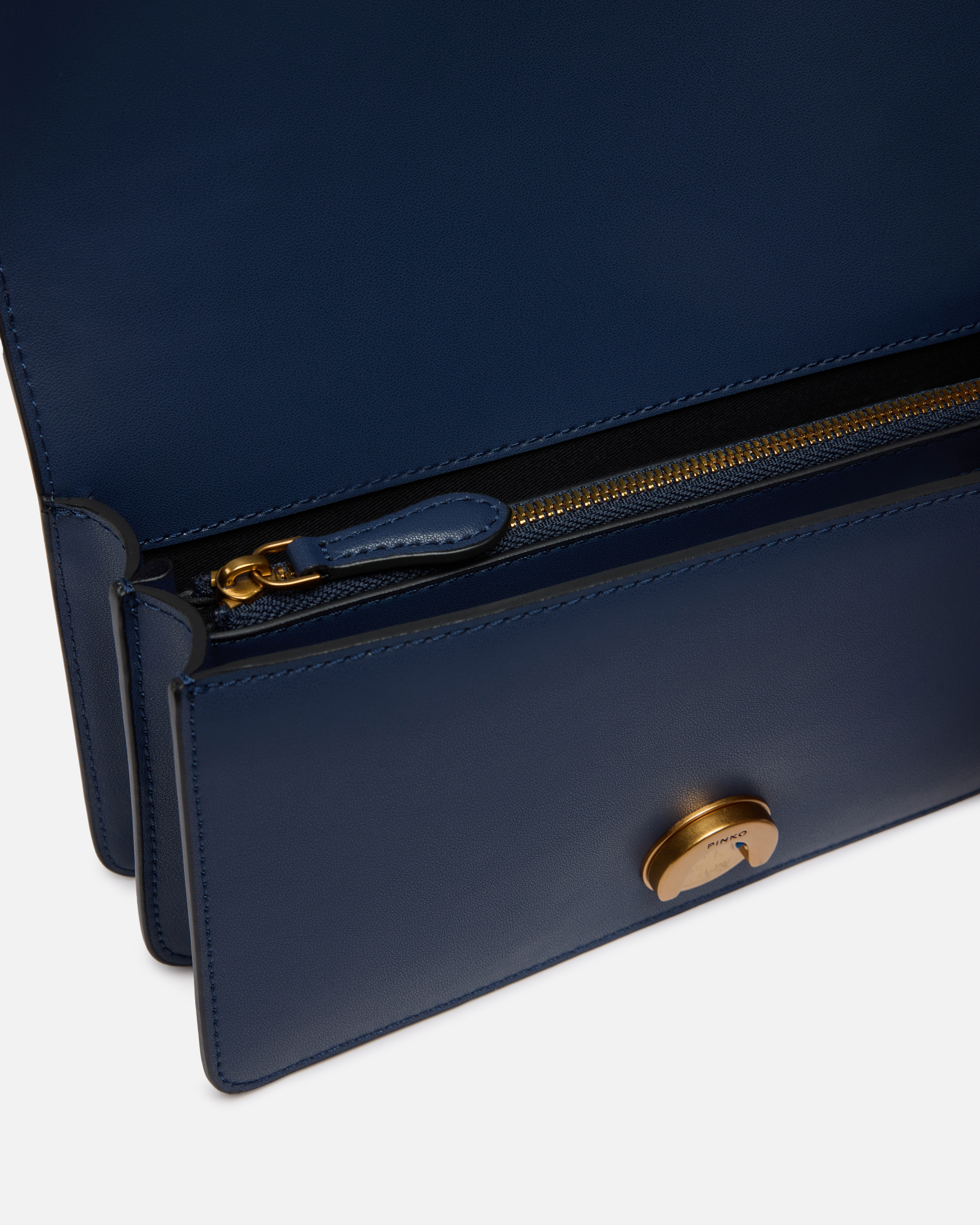 Маленькая сумка кросс-боди Love Bag One из кожи 3