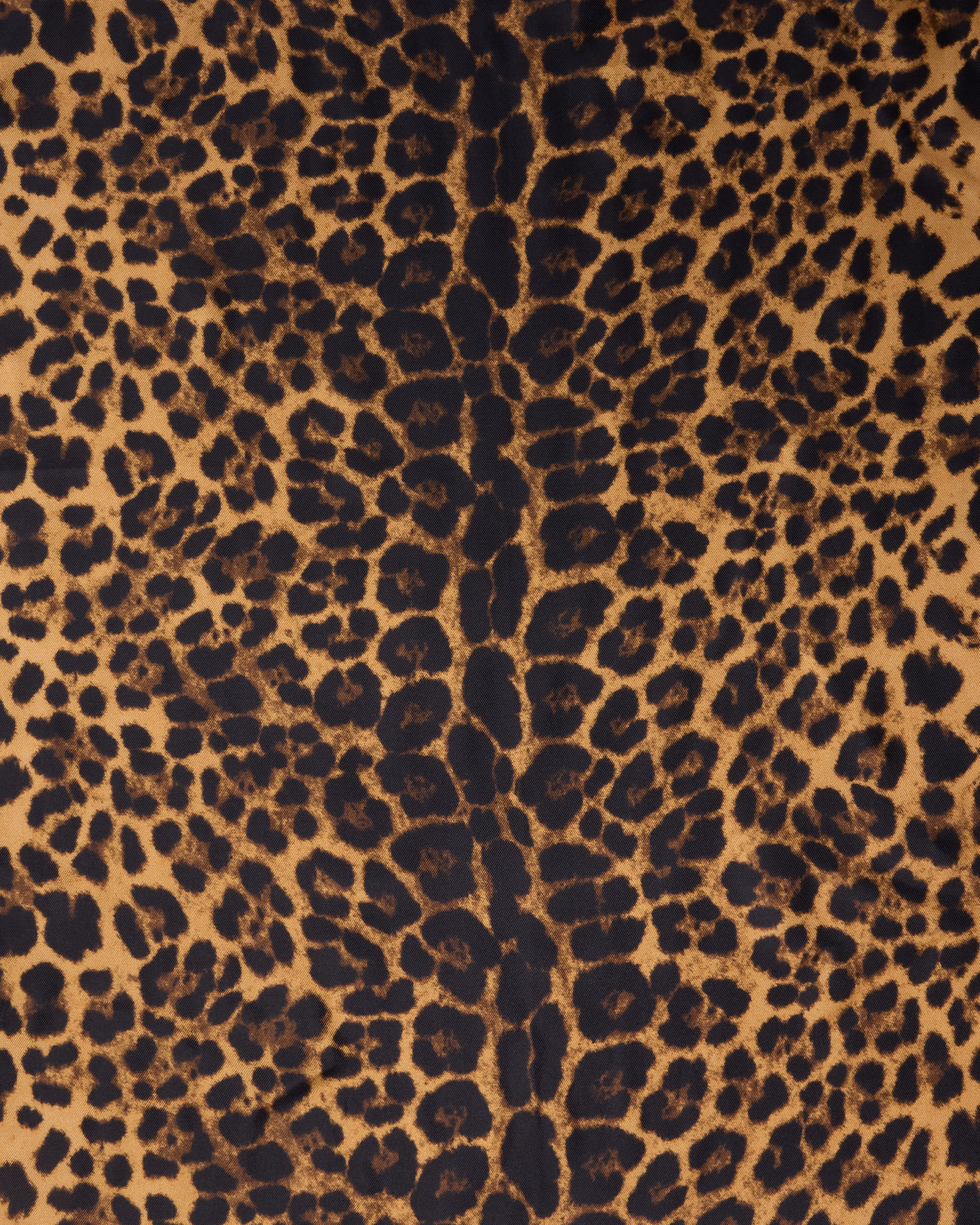 Foulard con stampa leopardata 4