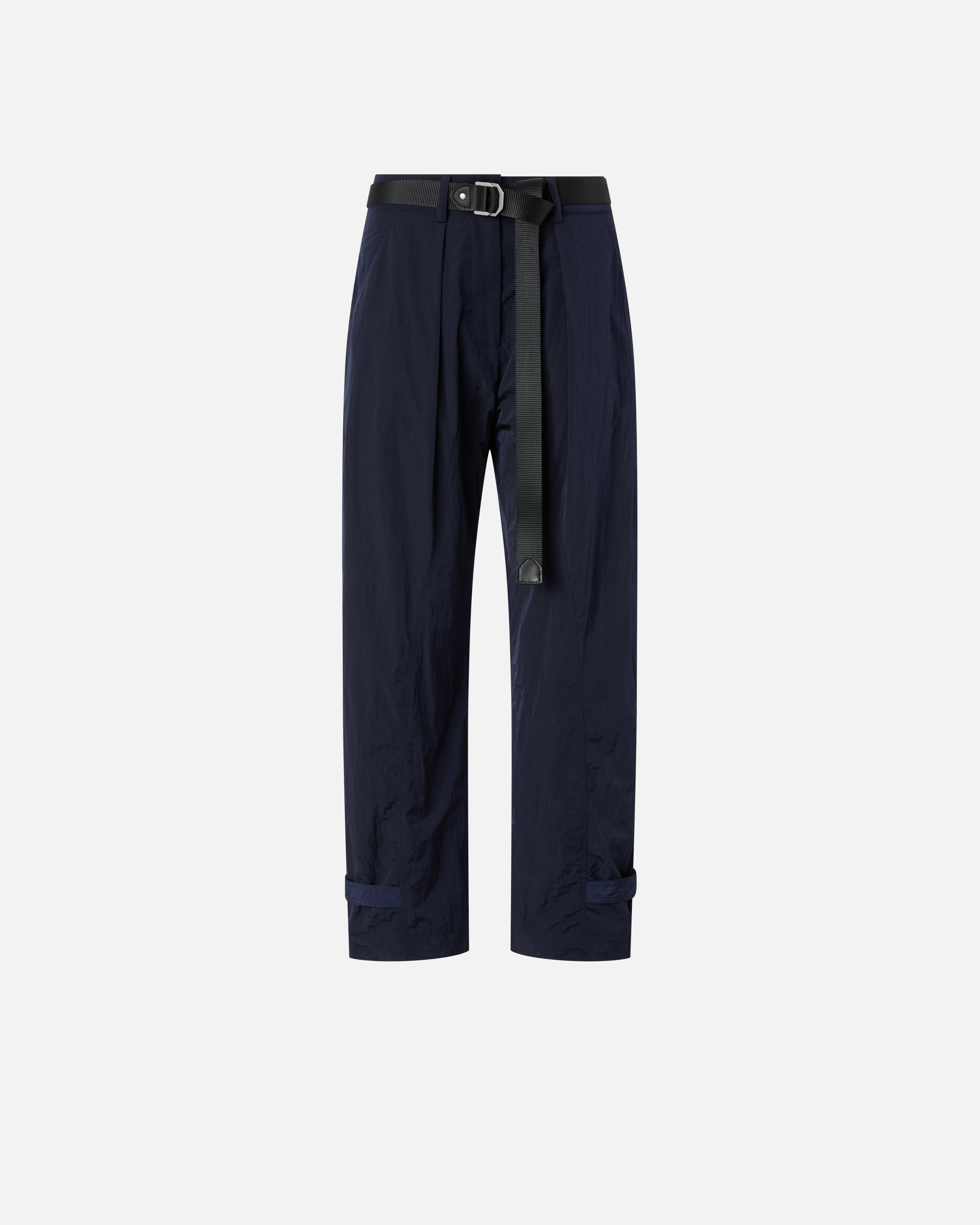 Loose-fit trousers with knotted belt 4