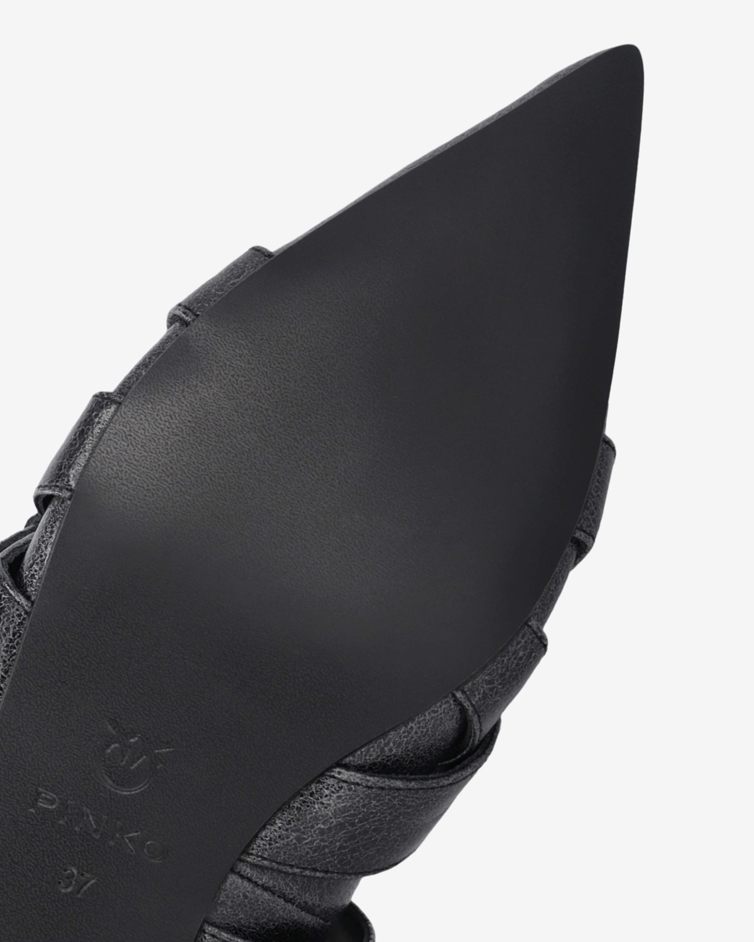 Кожаные балетки-слингбэки с перекрестными ремешками 8