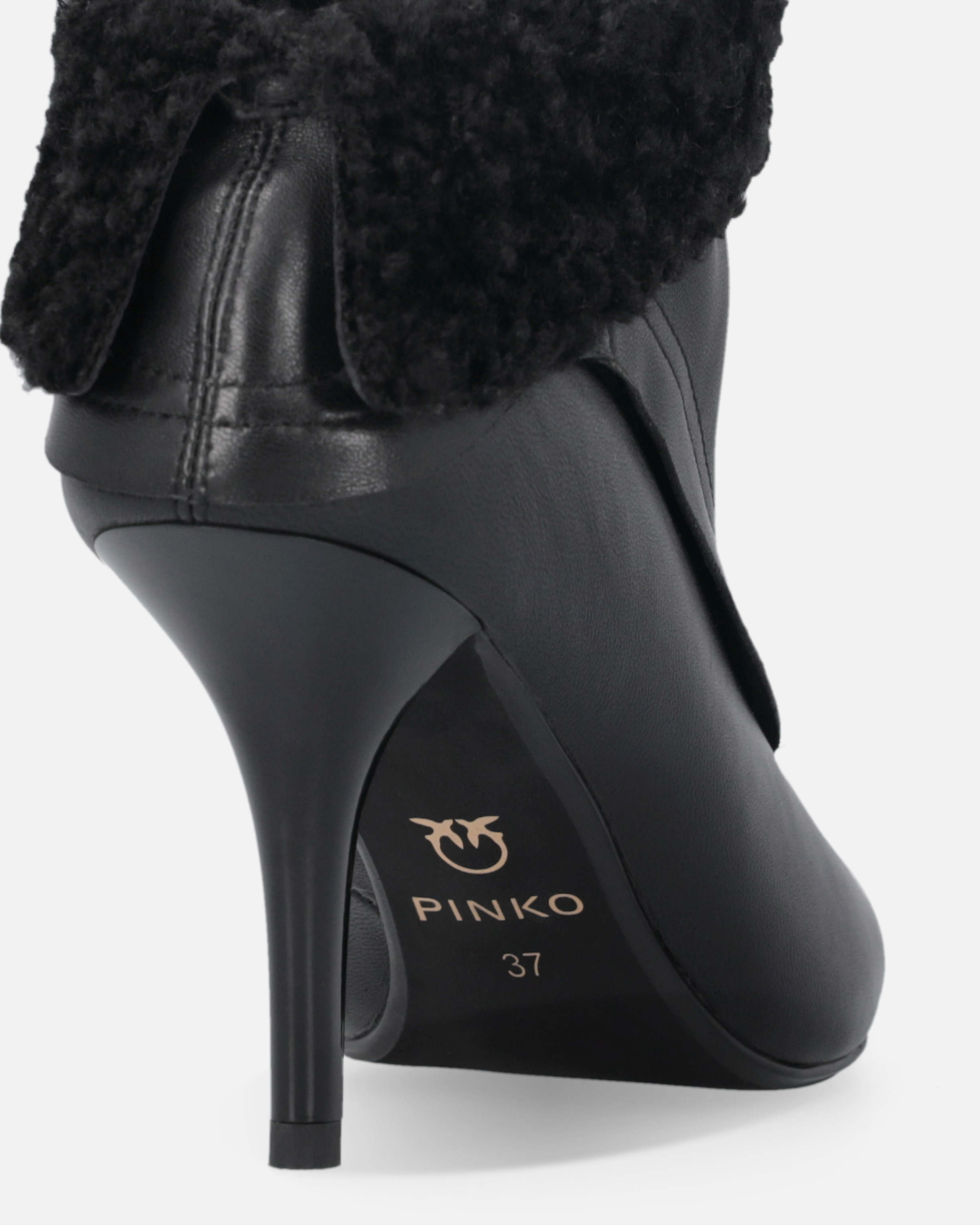 Pinko Booties With Faux Fur And Metal Toe In Black