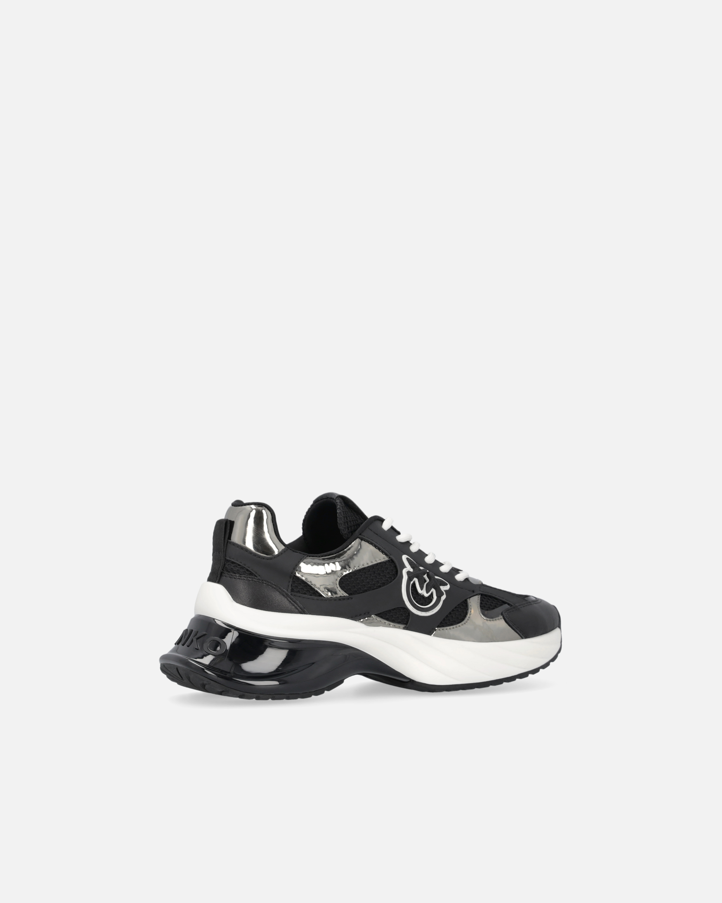 Pinko Logo-patch Round Toe Sneakers In Noir/canon De Fusil