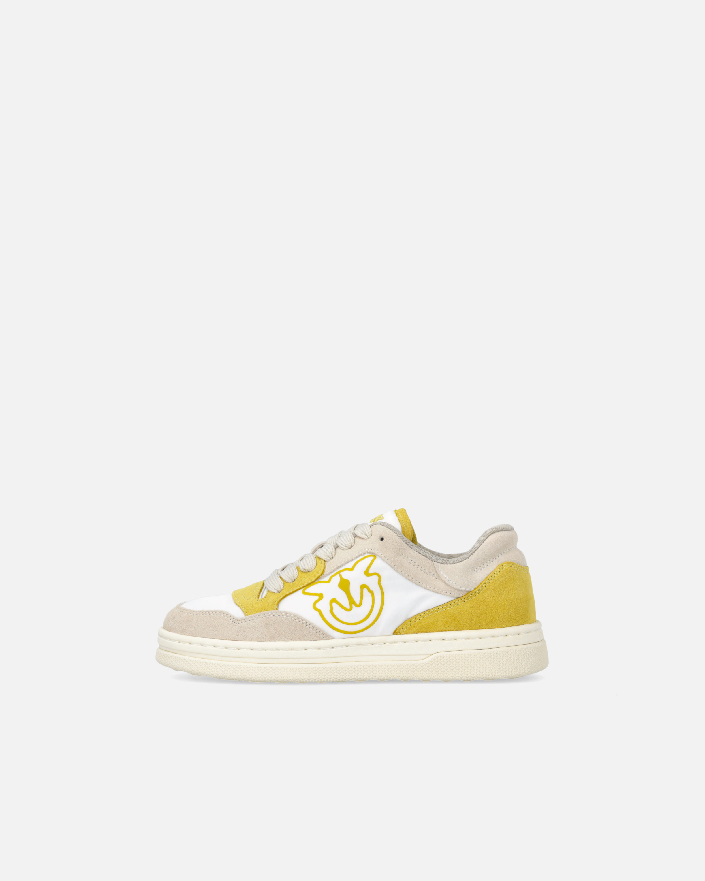 Flat leather sneakers with contrasting logo