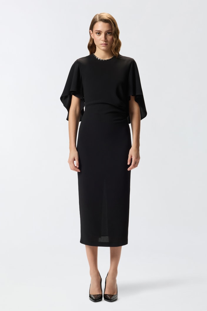 Abito Con Dettagli Gioiello