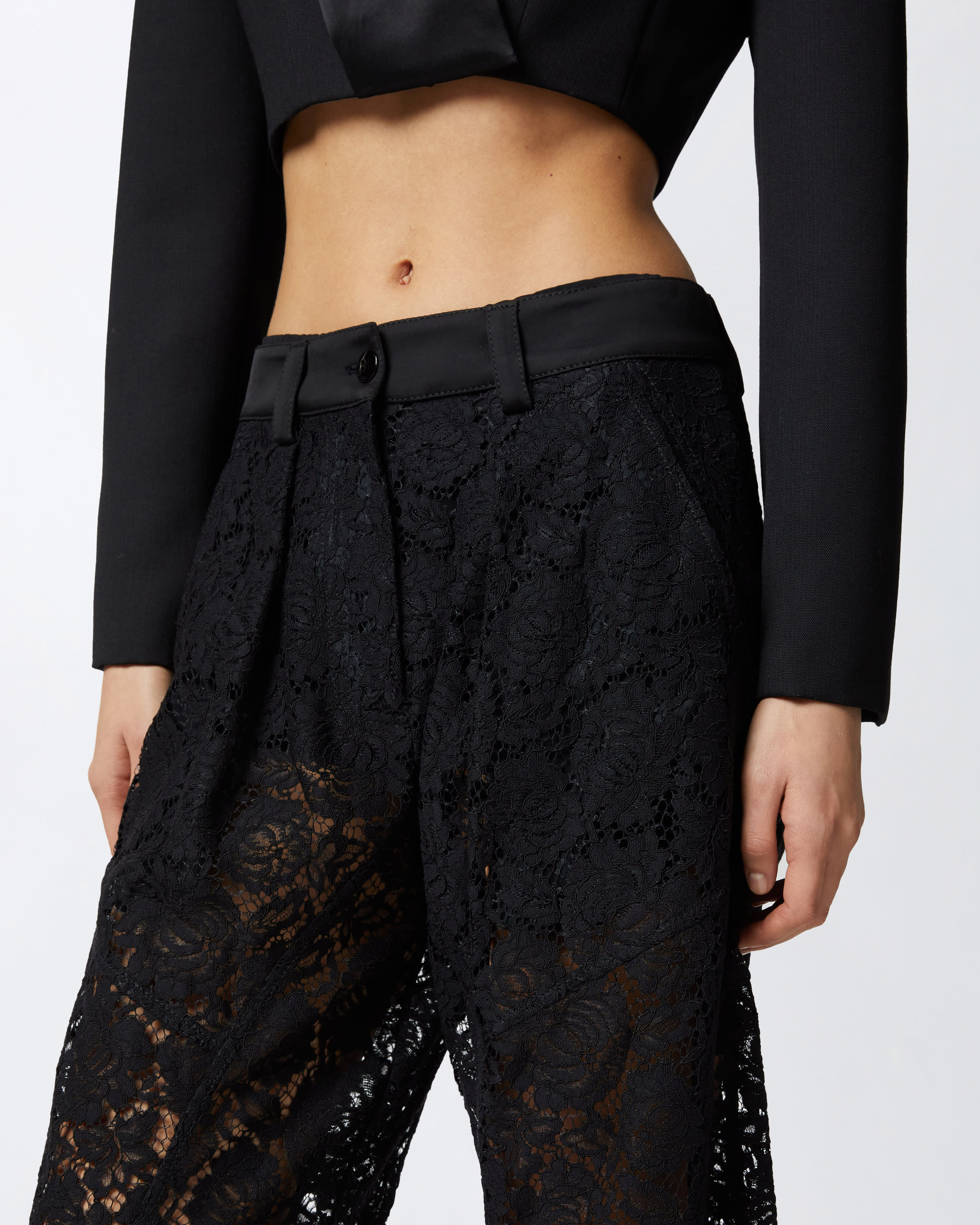 パンツ PINKO Women Straight Pants 102837A1JTZ99 BLACK 19692741_44088497_1000.jpg