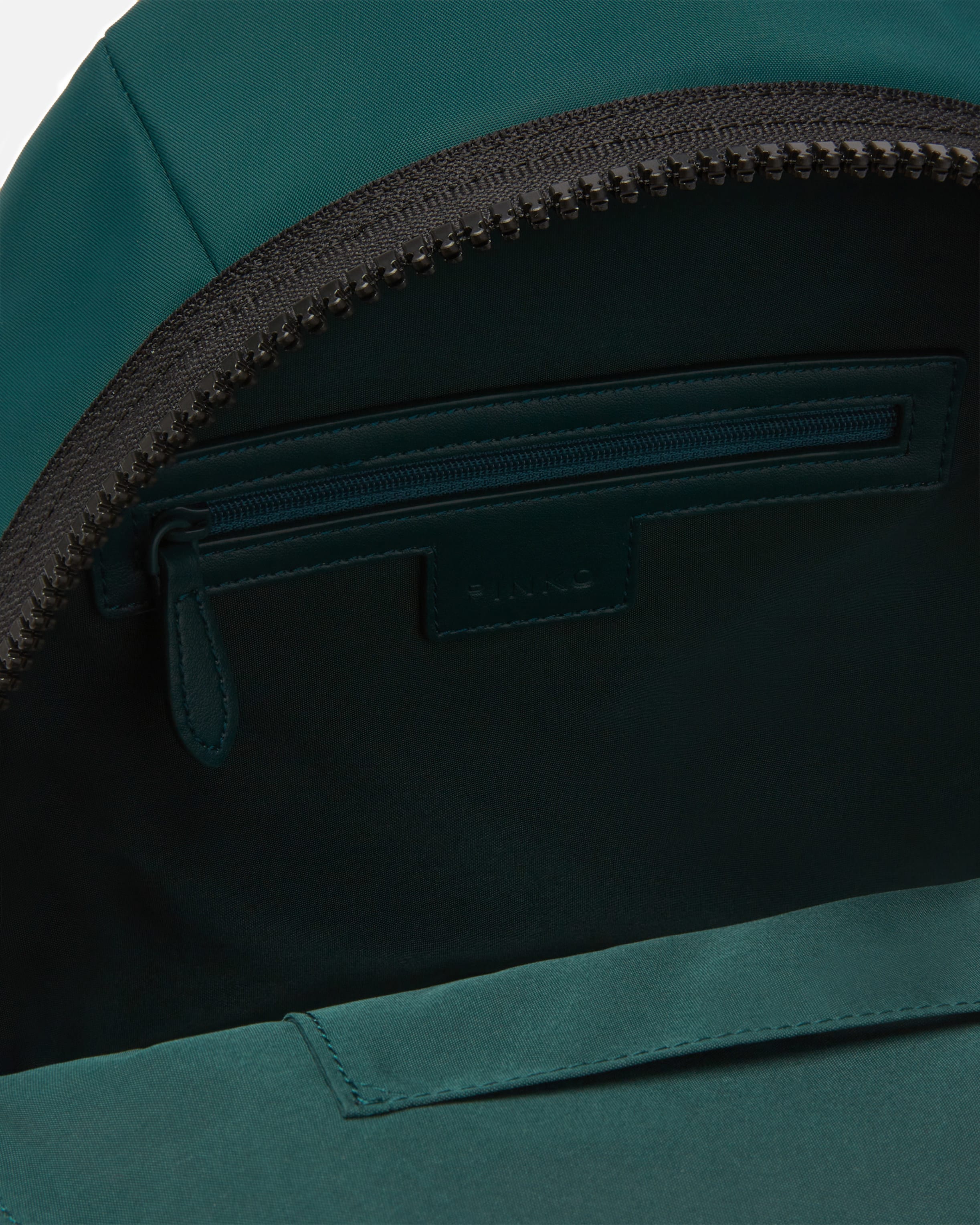 【新品・未使用】ENFOLD GATHER BACKPACK GATHER BACKPACK｜38｜BLK｜ACCESSORY｜|ENFÖLD OFFICIAL ONLINE