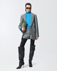 Pinko レディース ショートパンツ → エレガント＆カジュアルな
