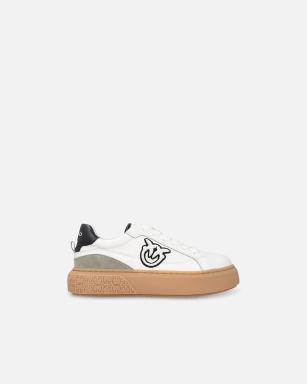 Sneakers in pelle con logo embossed al lato deals