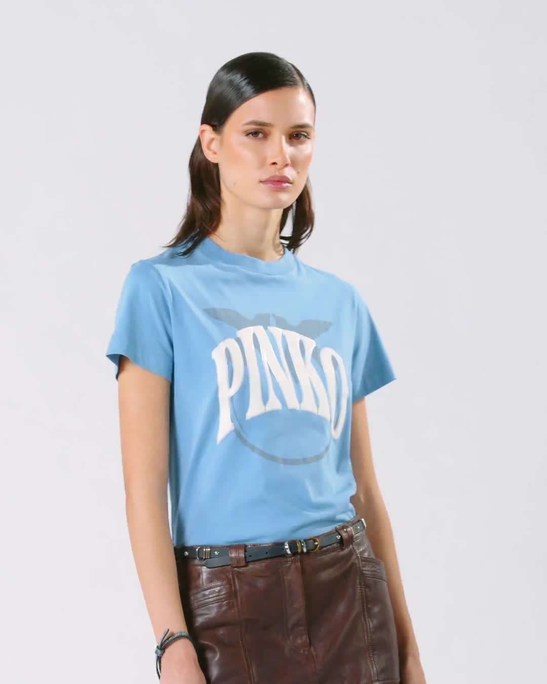 Tシャツ・カットソー PINKO Woman T-Shirt Blue 100355A23D G03 T-shirt with PINKO logo and birds PINKO → Shop Online