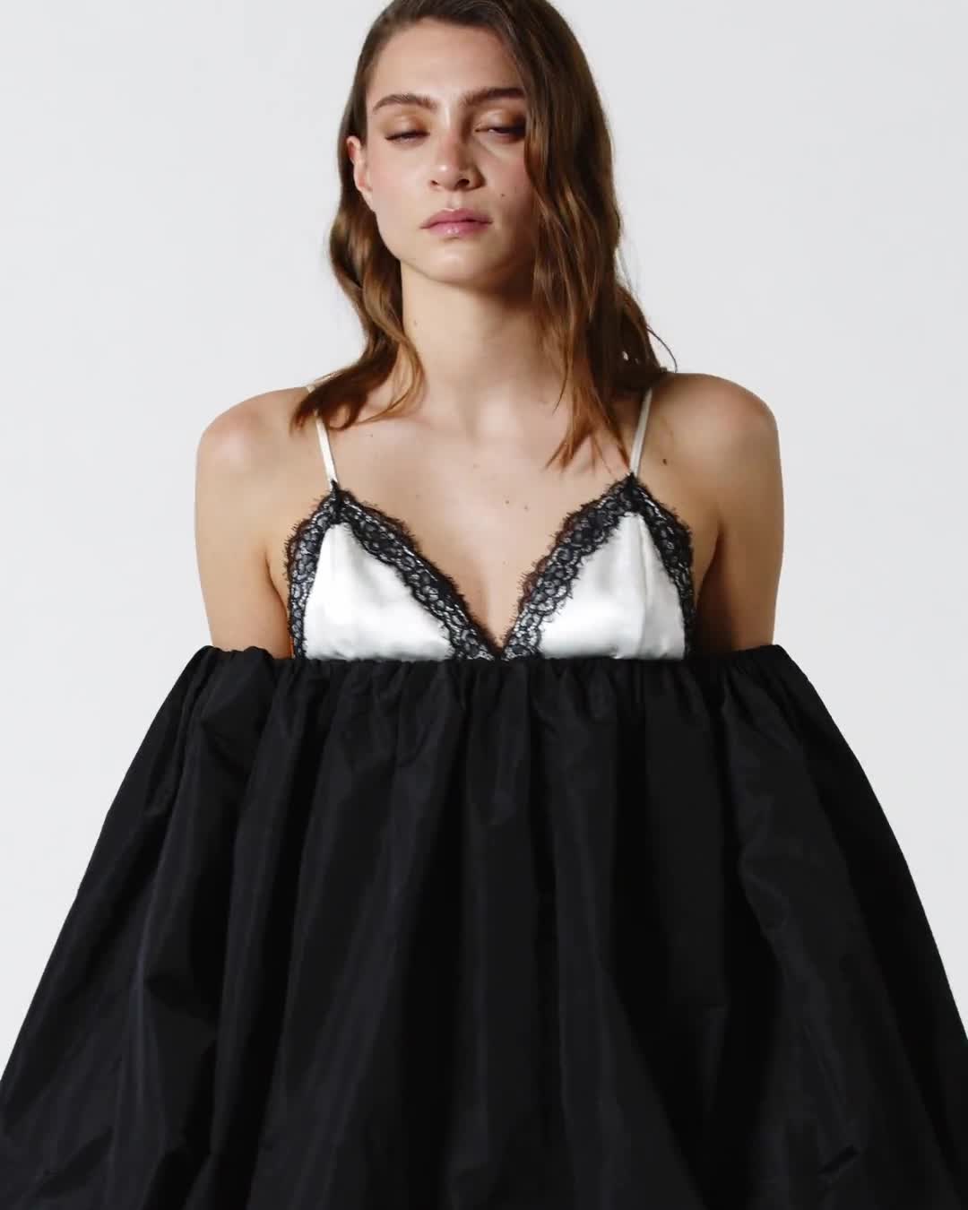 正規品　satin balloon peplum mini one-piece WB_CL132300202-