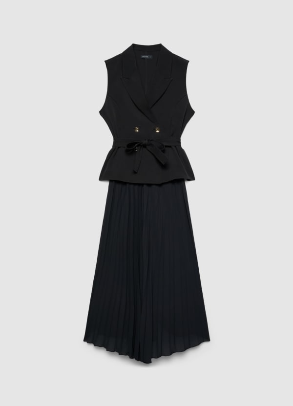 Vestito gilet doppiopetto con cintura e gonna plissé