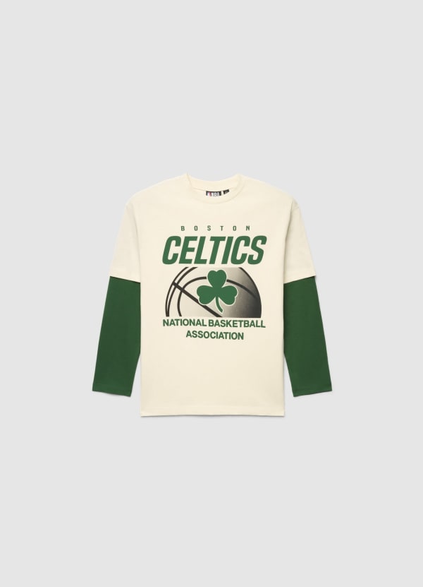 T-shirt over effetto doppia manica con stampa Boston Celtics®