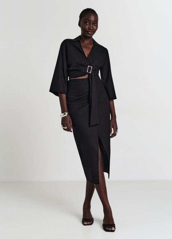 Camicia crop con fibbia