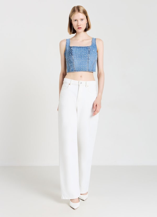 Top denim con strass