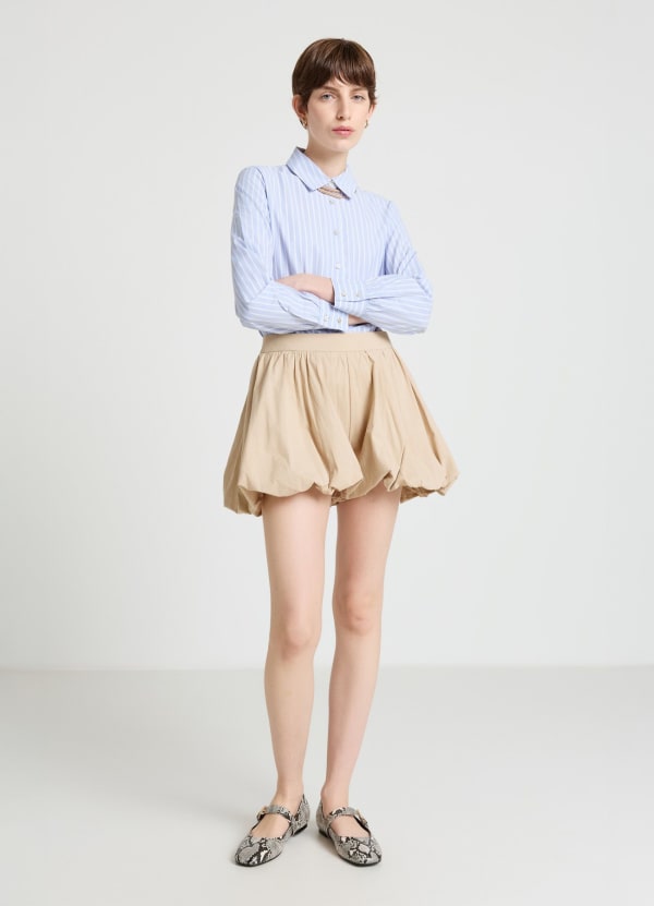 Camicia a righe con pinces crop