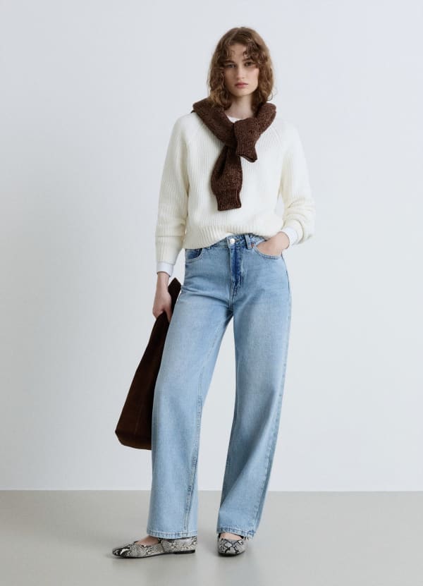 Maglia girocollo con maniche raglan