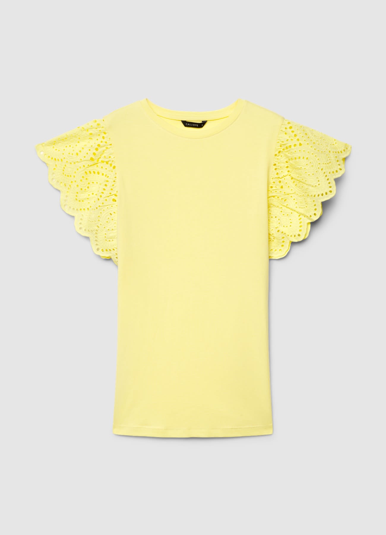 T-shirt con maniche a volant sangallo