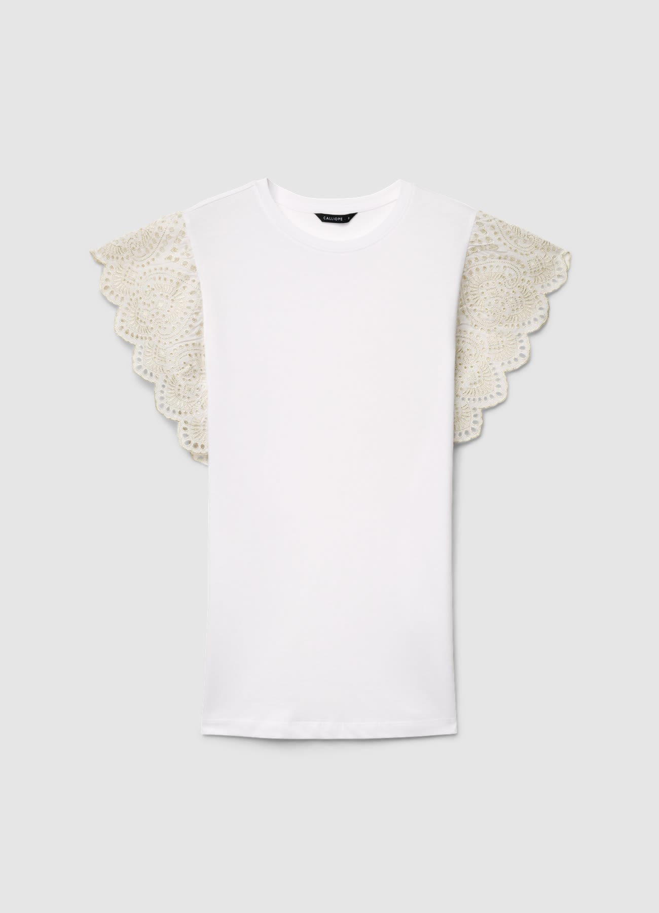 T-shirt con maniche a volant sangallo