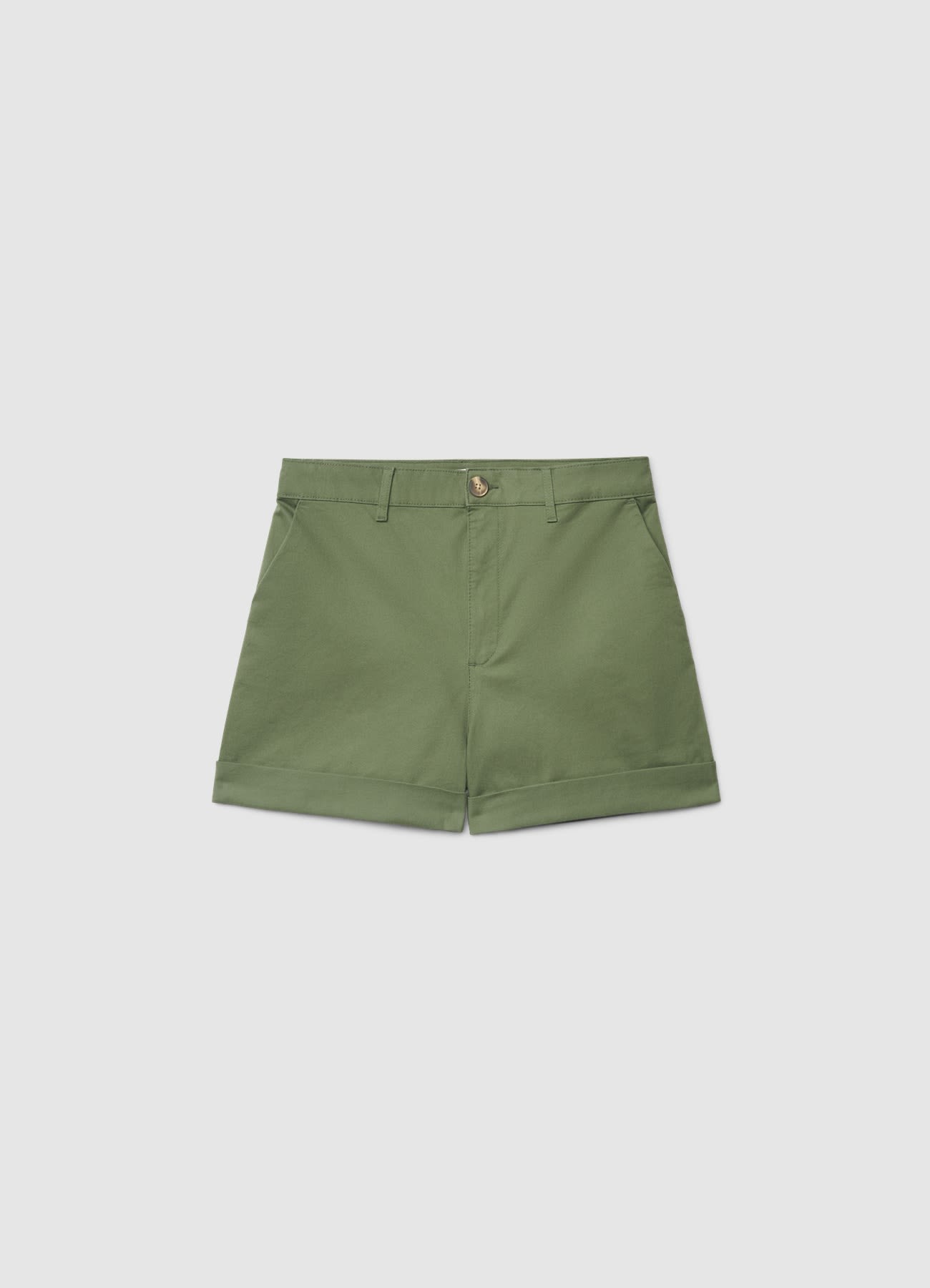 Shorts chino con risvolto