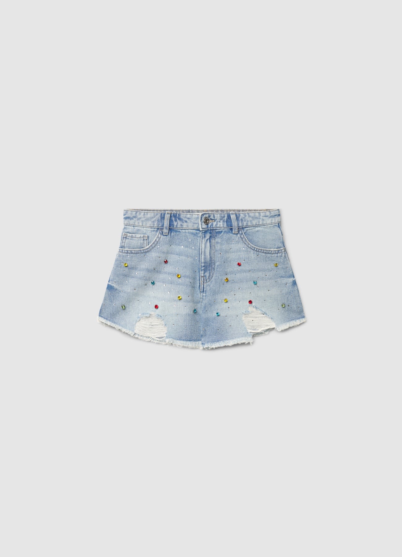 Shorts mom di jeans con strappi e applicazioni