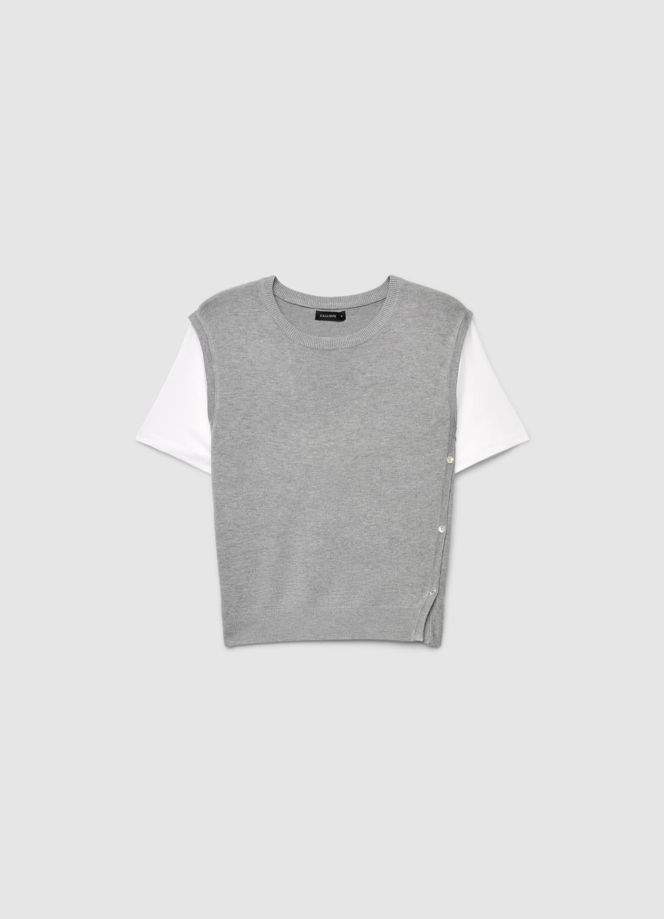 T-shirt effetto layering con bottoni laterali