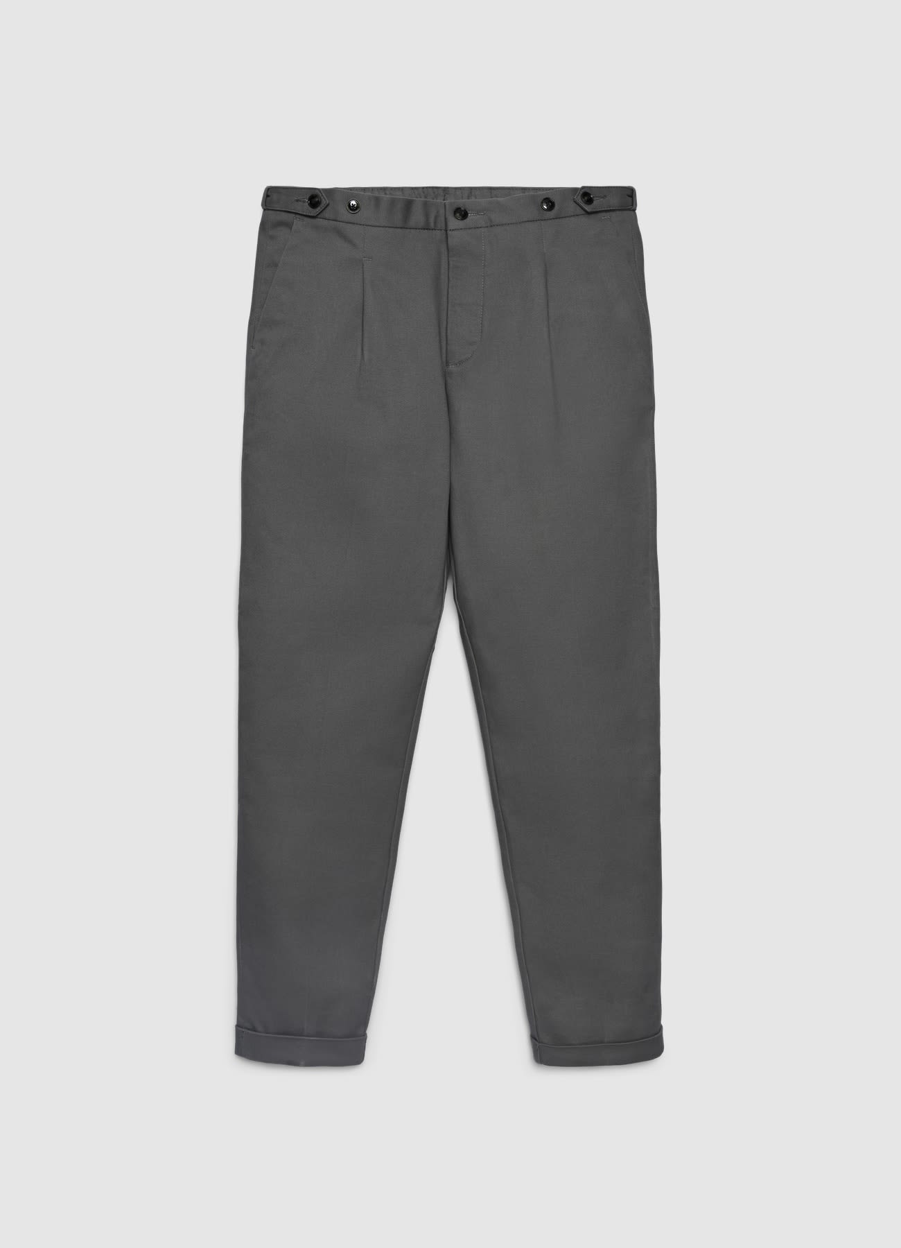 Pantaloni chinos con bottoni in vita