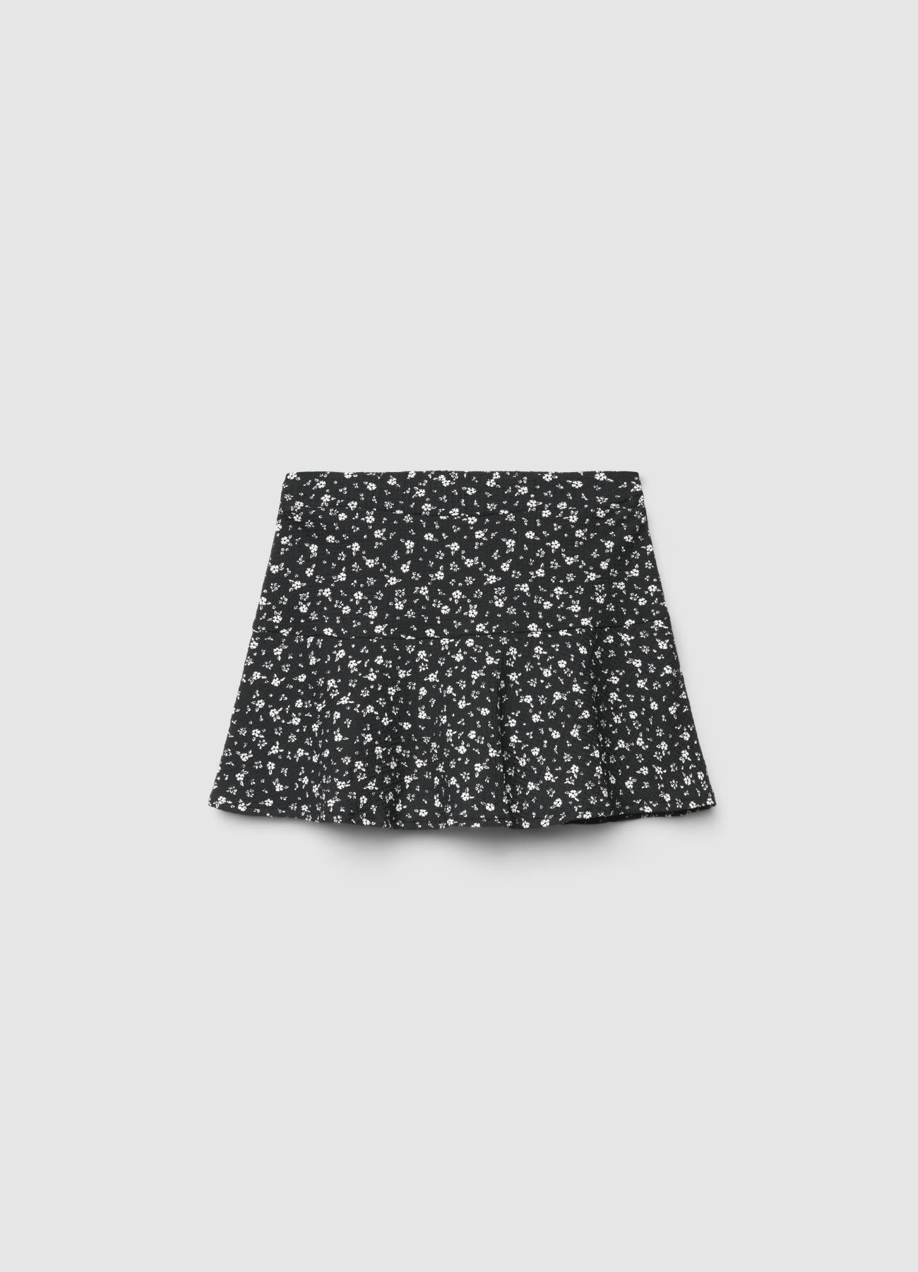 Shorts con balza e stampa a fiori