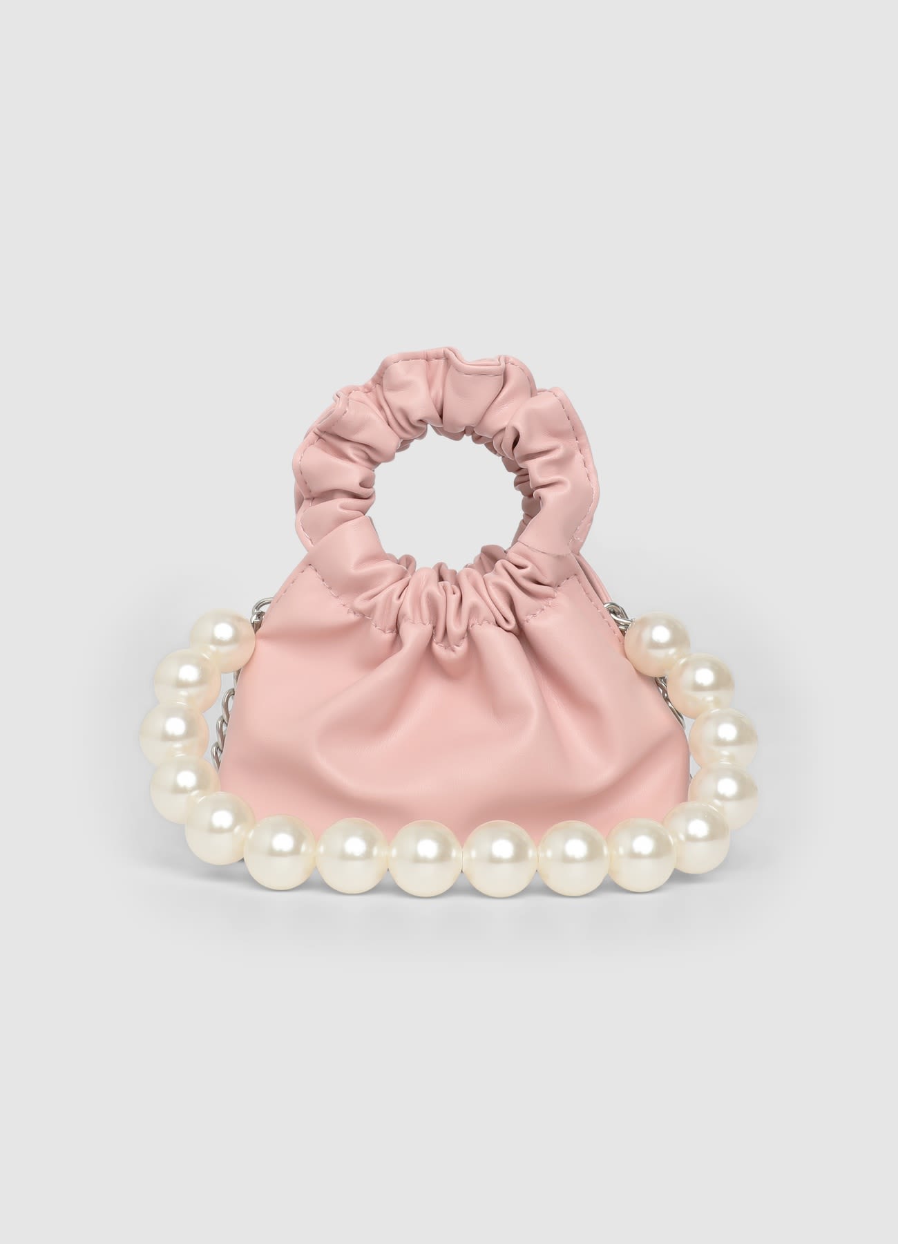 Borsa a sacca con tracolla catena e perle