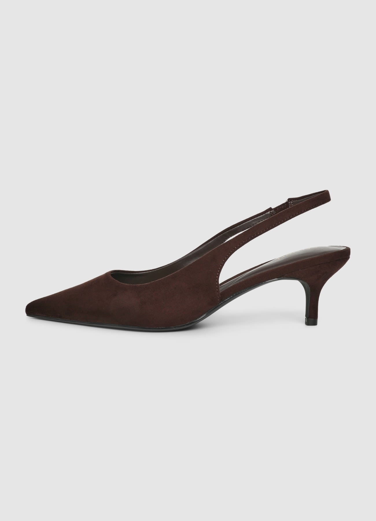 Slingback a punta con tacco medio