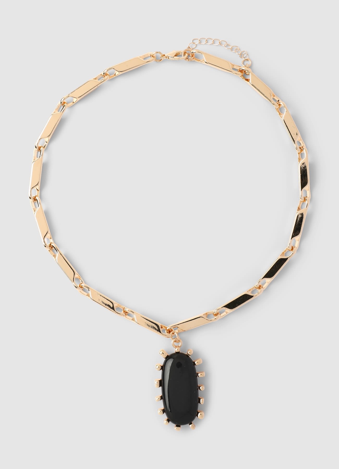 Collana a catena con pendente ovale