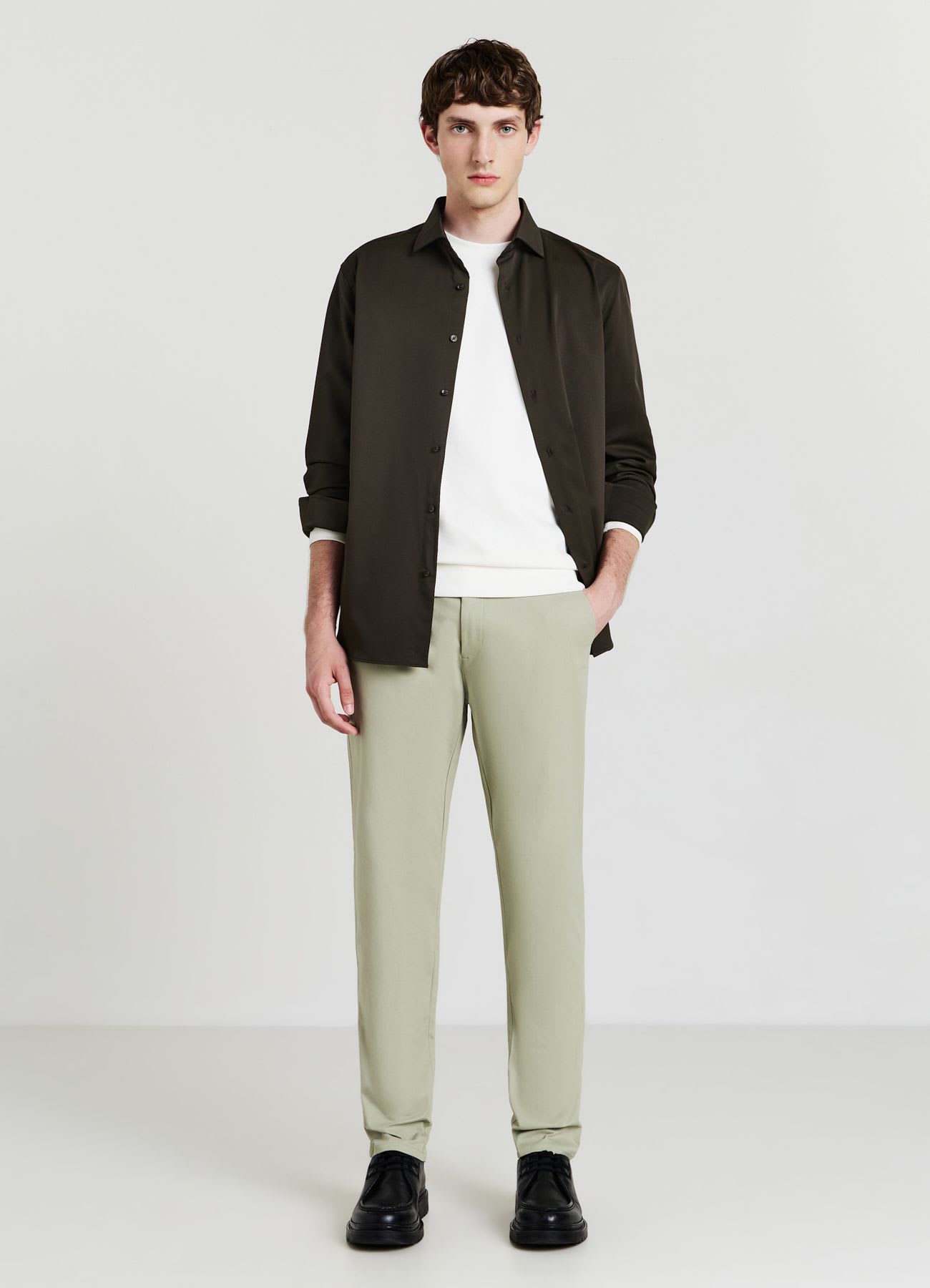 Pantalone chino tinta unita