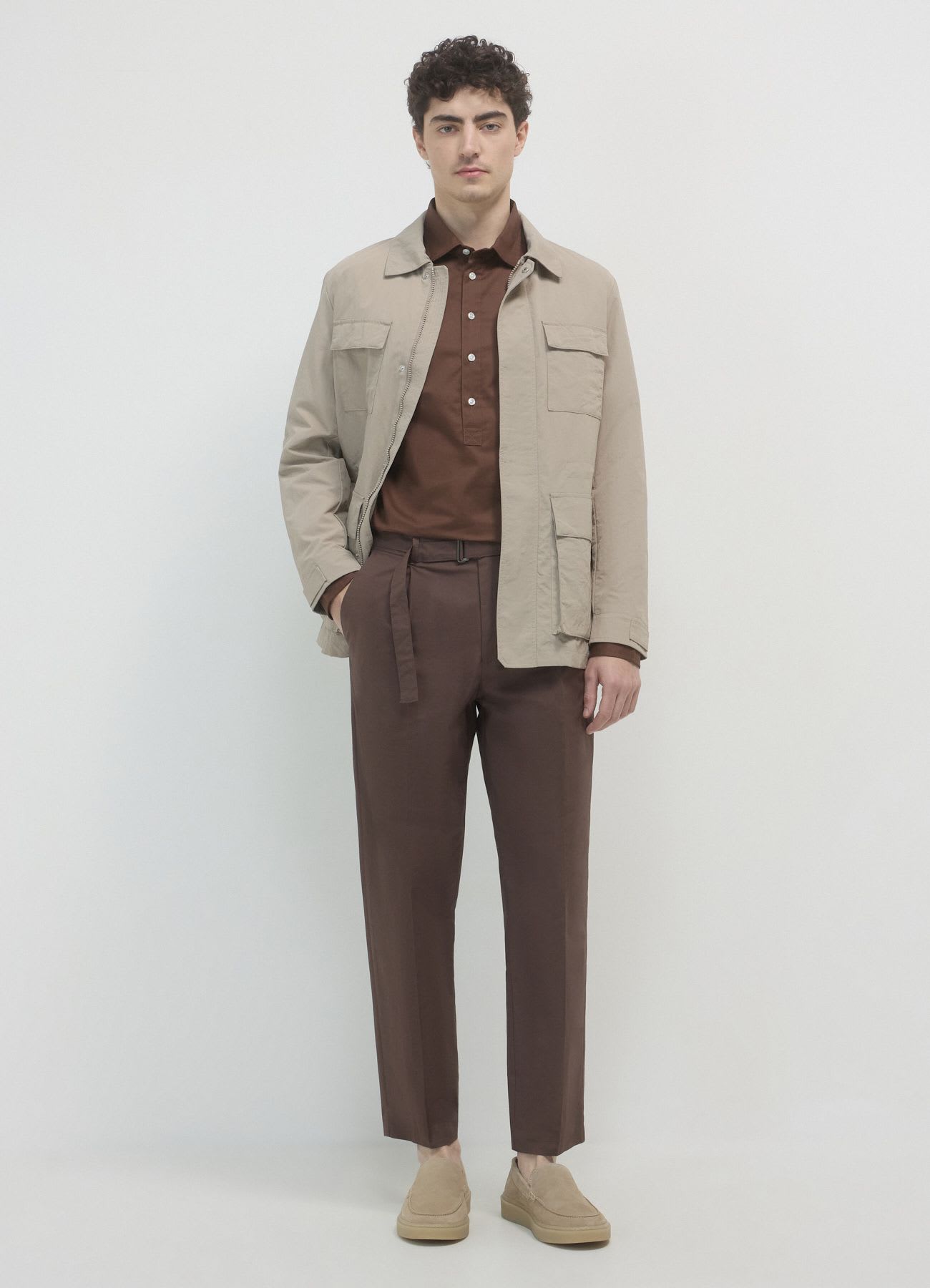 Pantalone chino con cintura