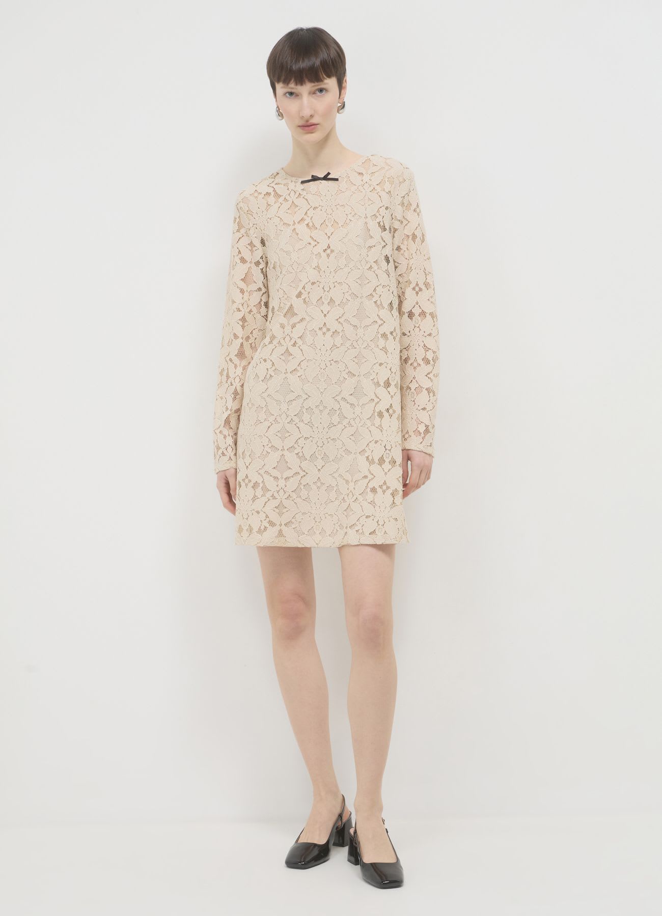 Vestito corto pizzo