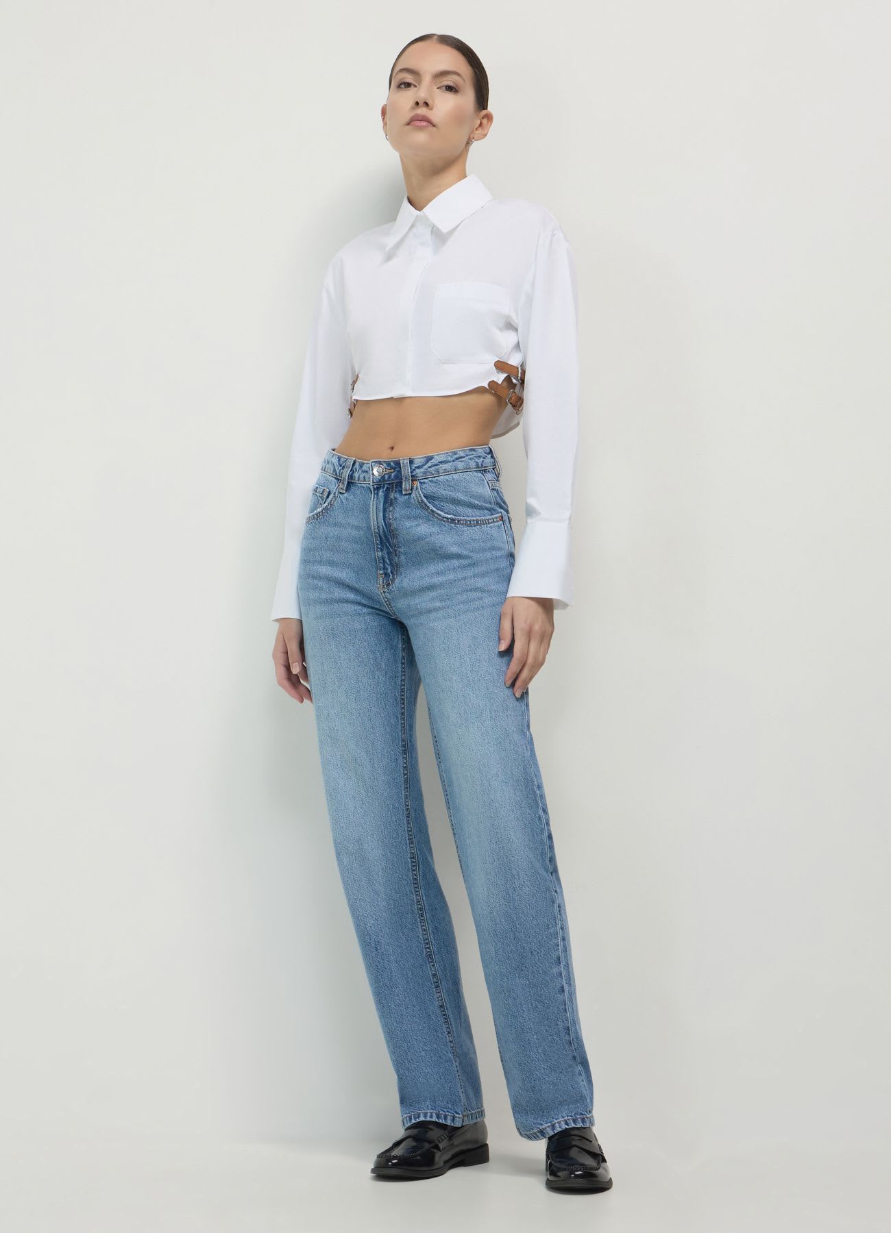 Camicia crop fibbie