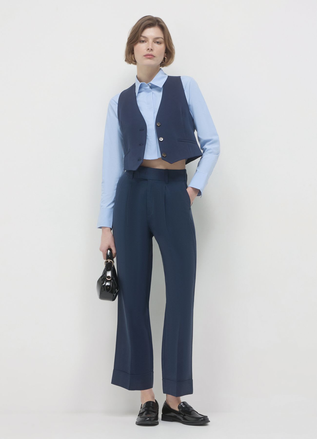 Pantalone classico con risvolto