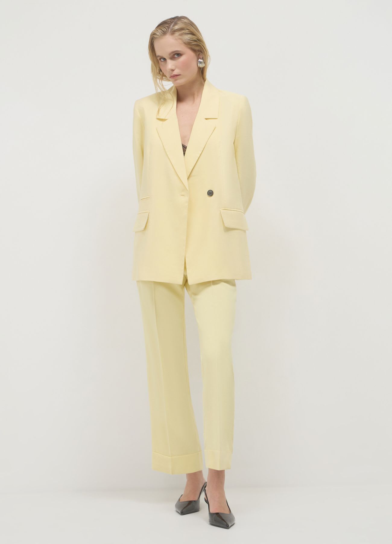 Pantalone classico con risvolto