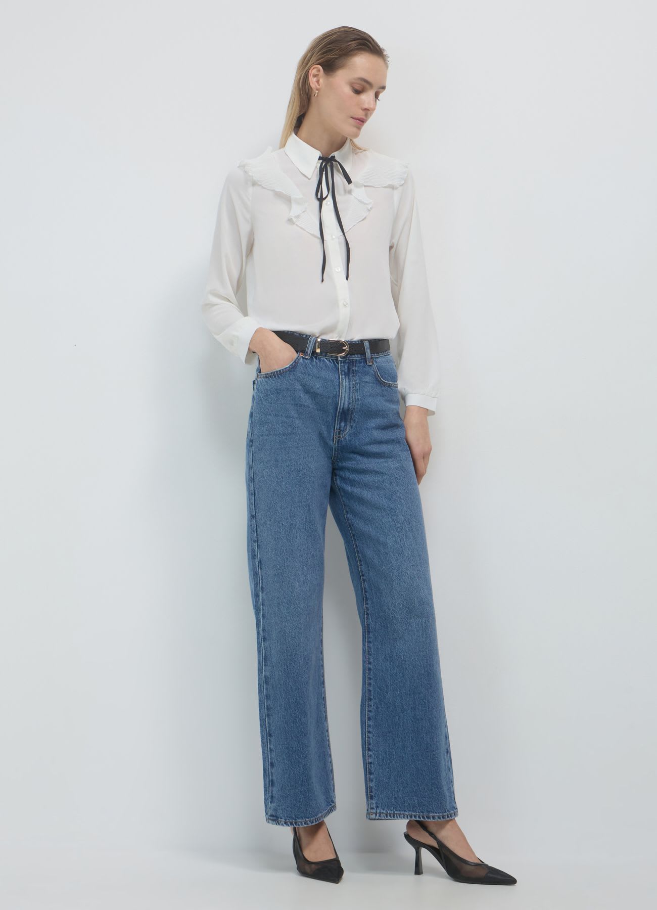 Camicia con frill plissettato