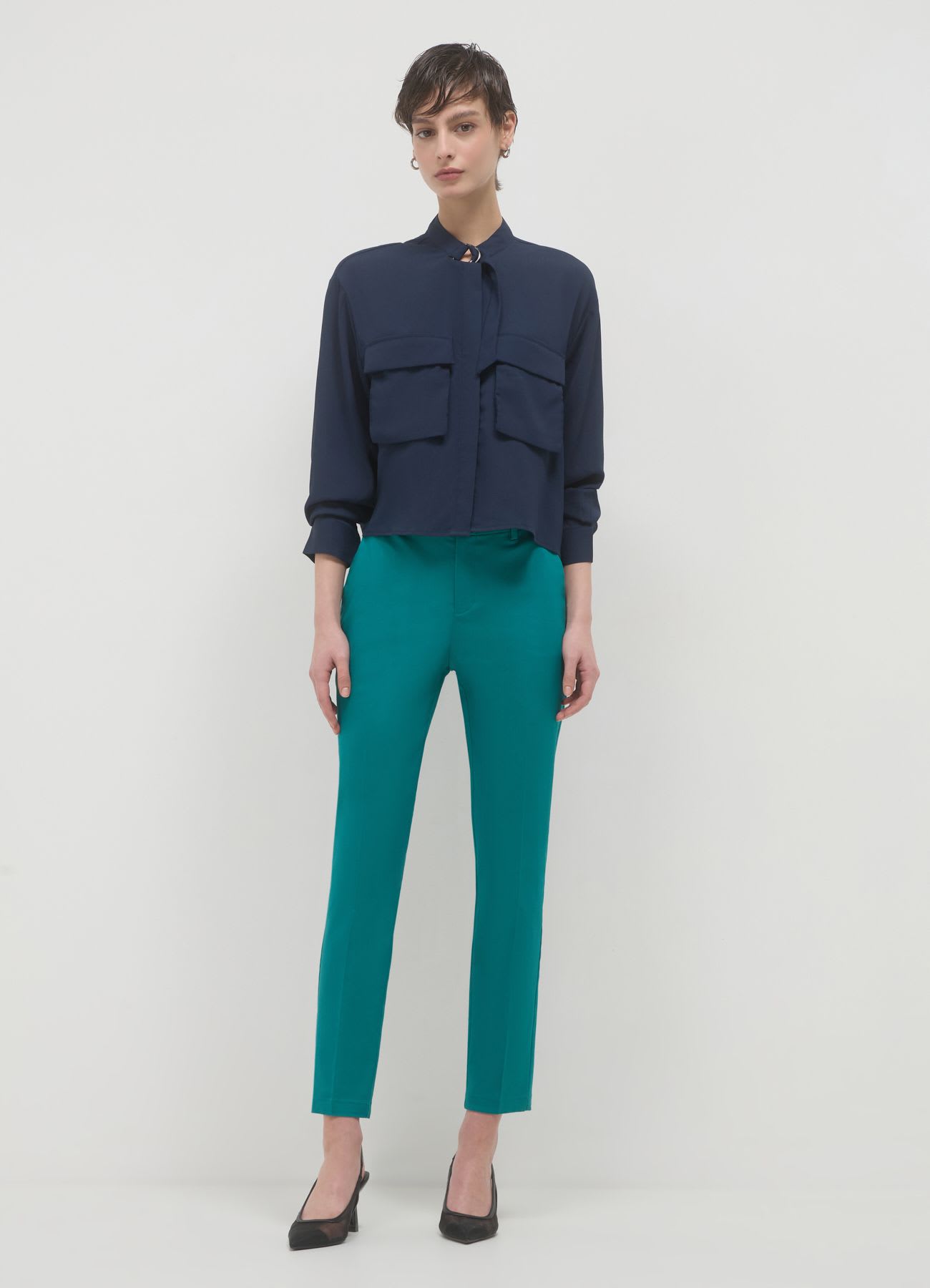 Pantaloni in rasatello di cotone