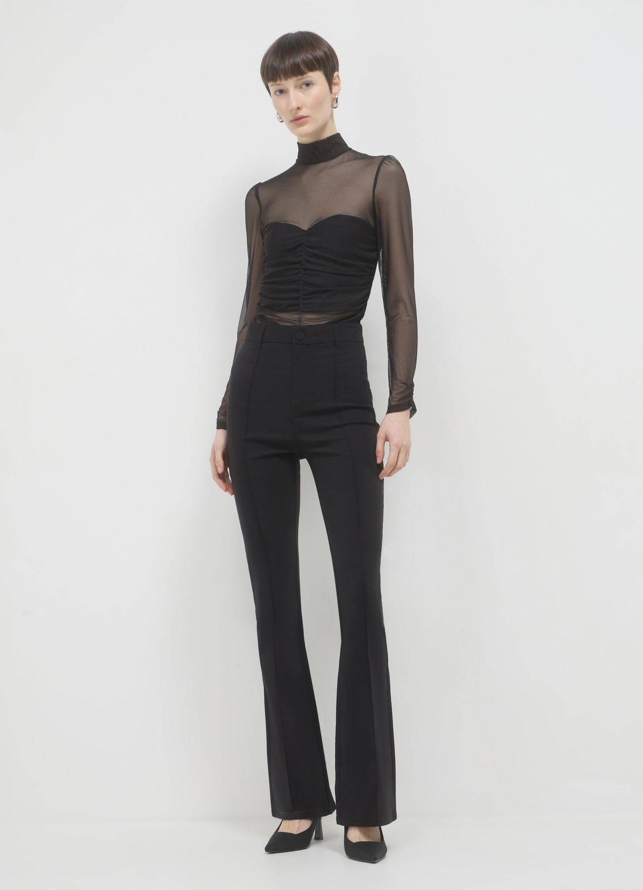 Pantalone a zampa