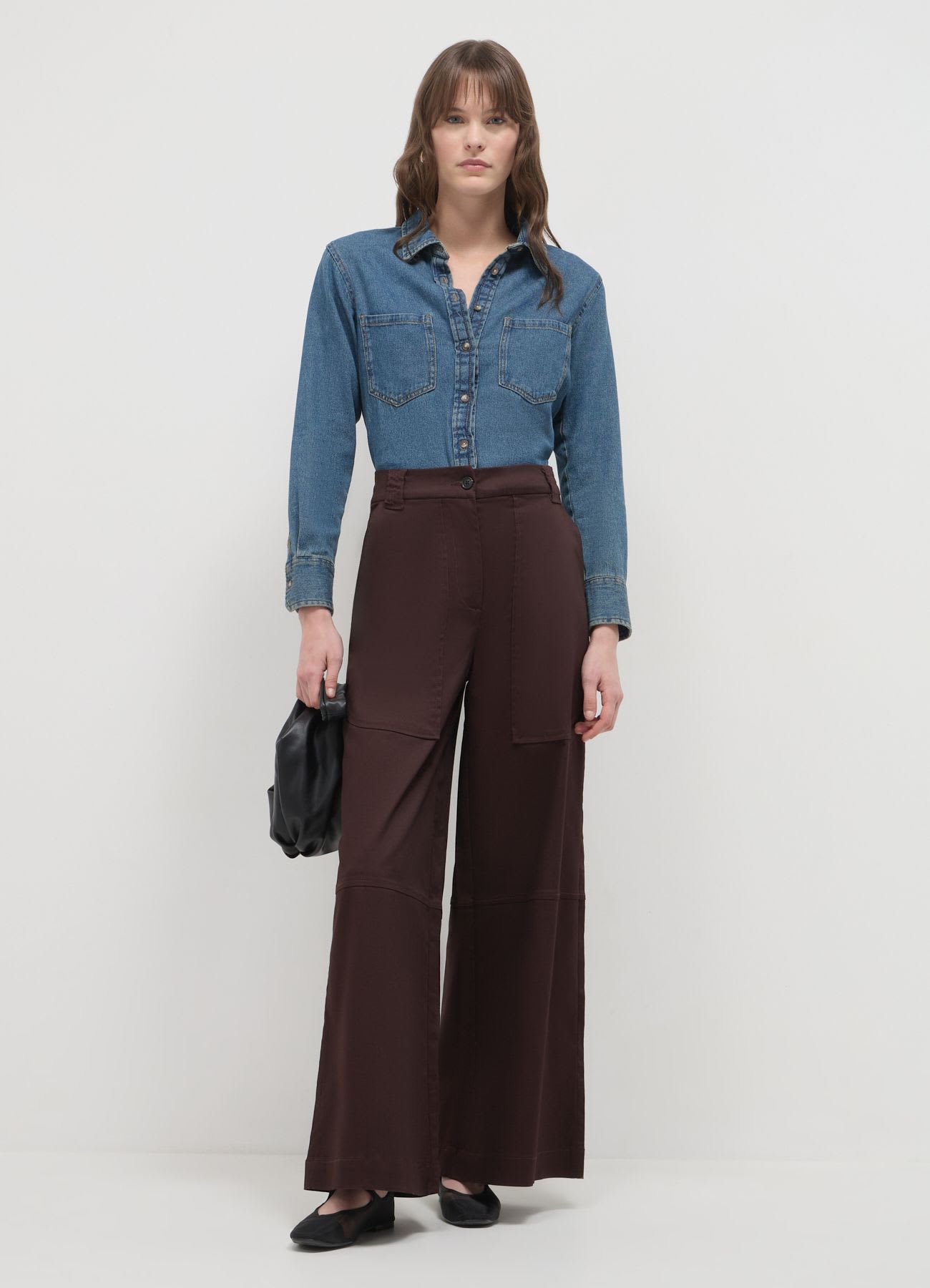 Pantaloni wide leg in rasatello di cotone