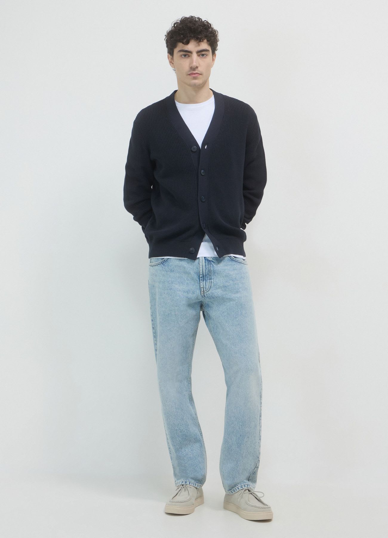 Cardigan a bottoni