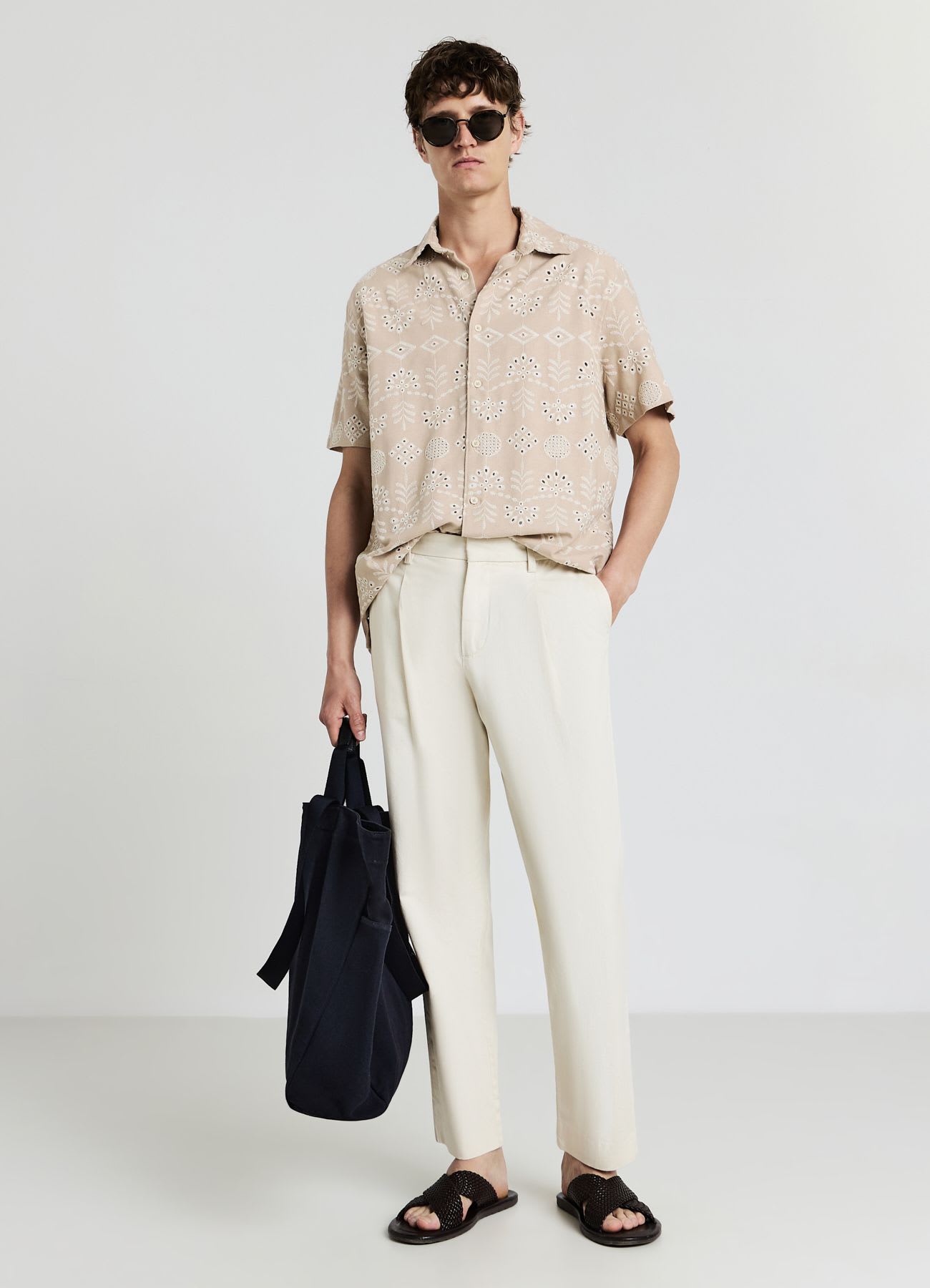 Camicia con ricamo