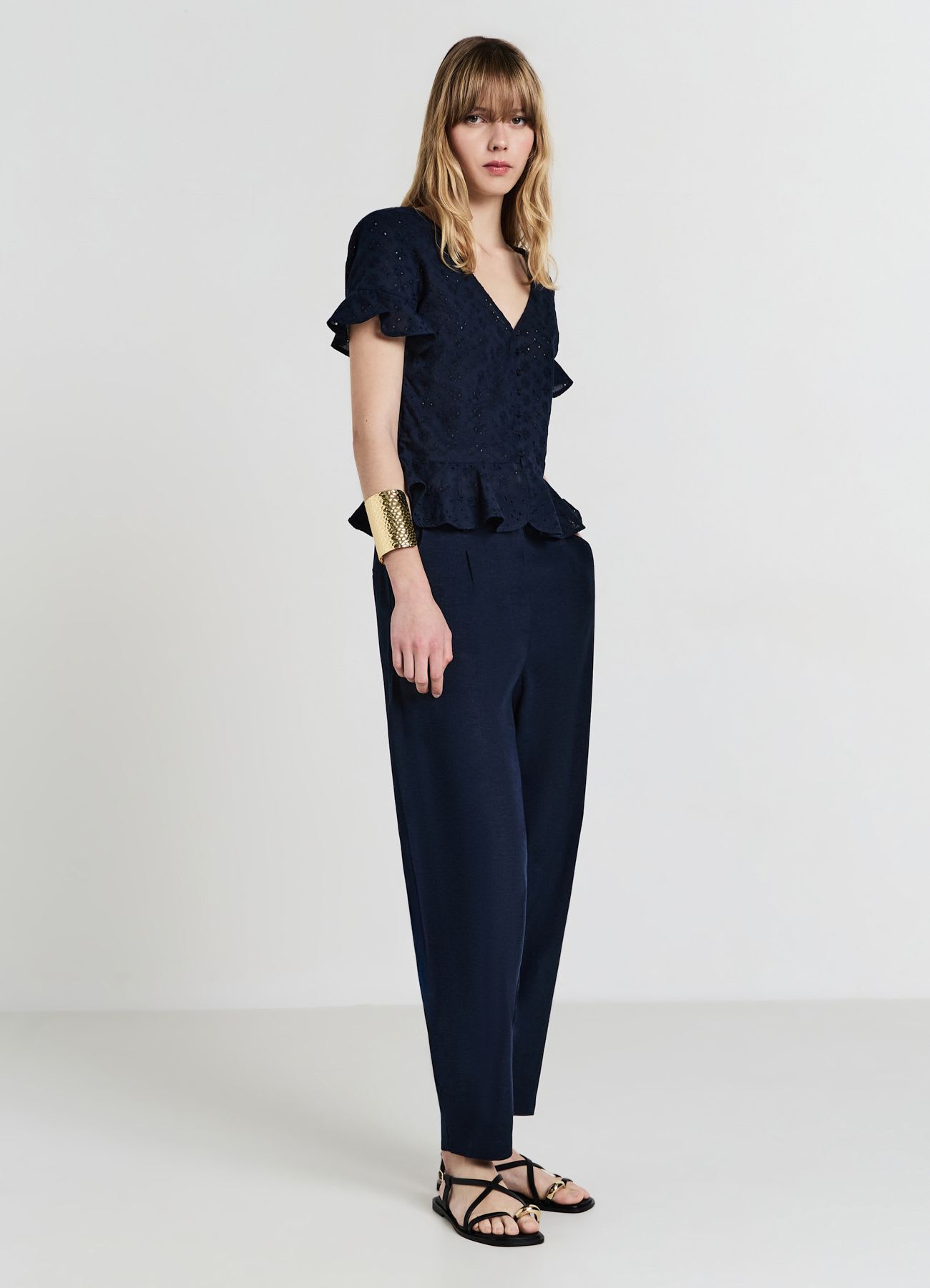 Pantaloni carrot fit