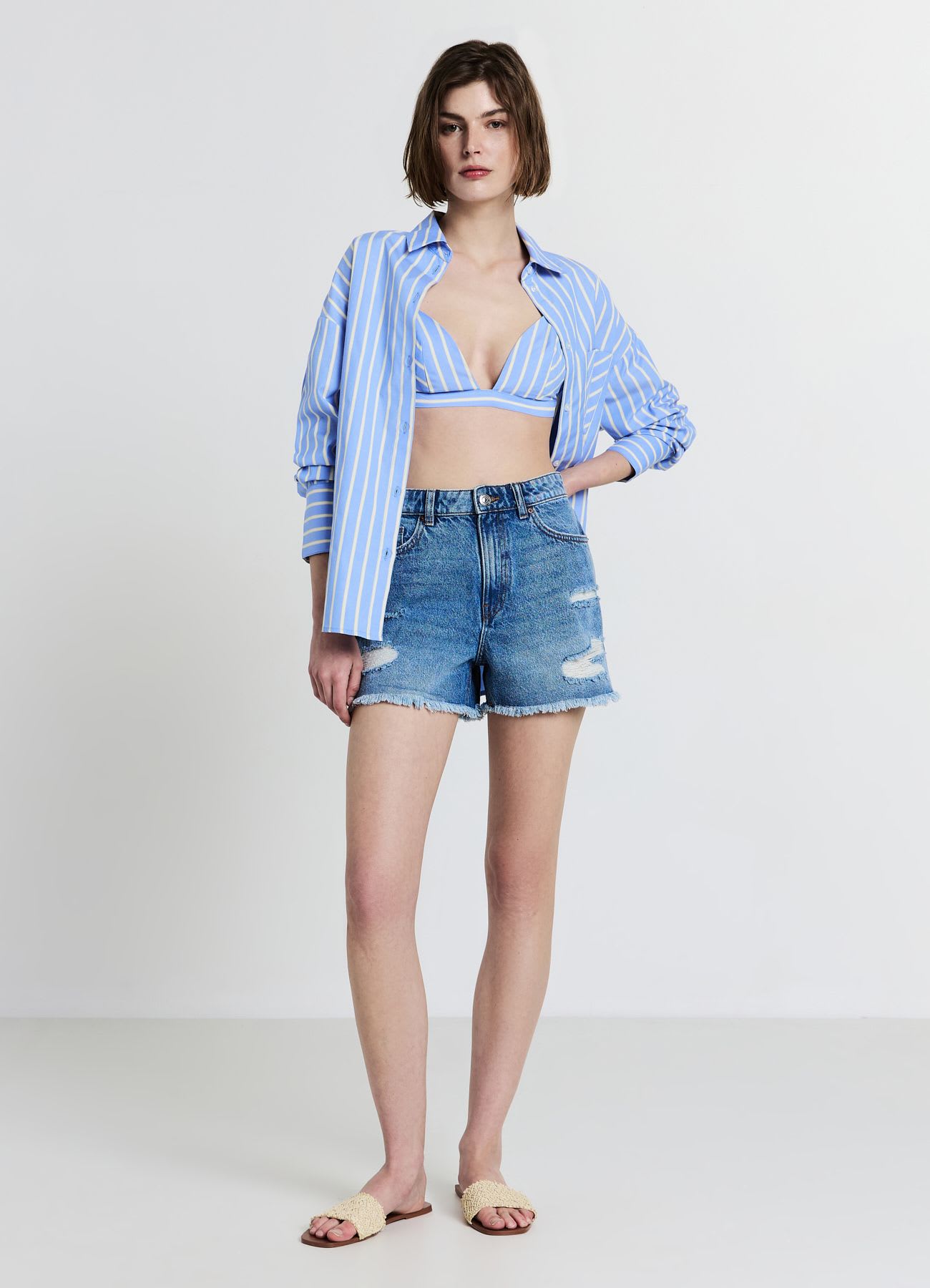 Pantaloncini mom con strappi